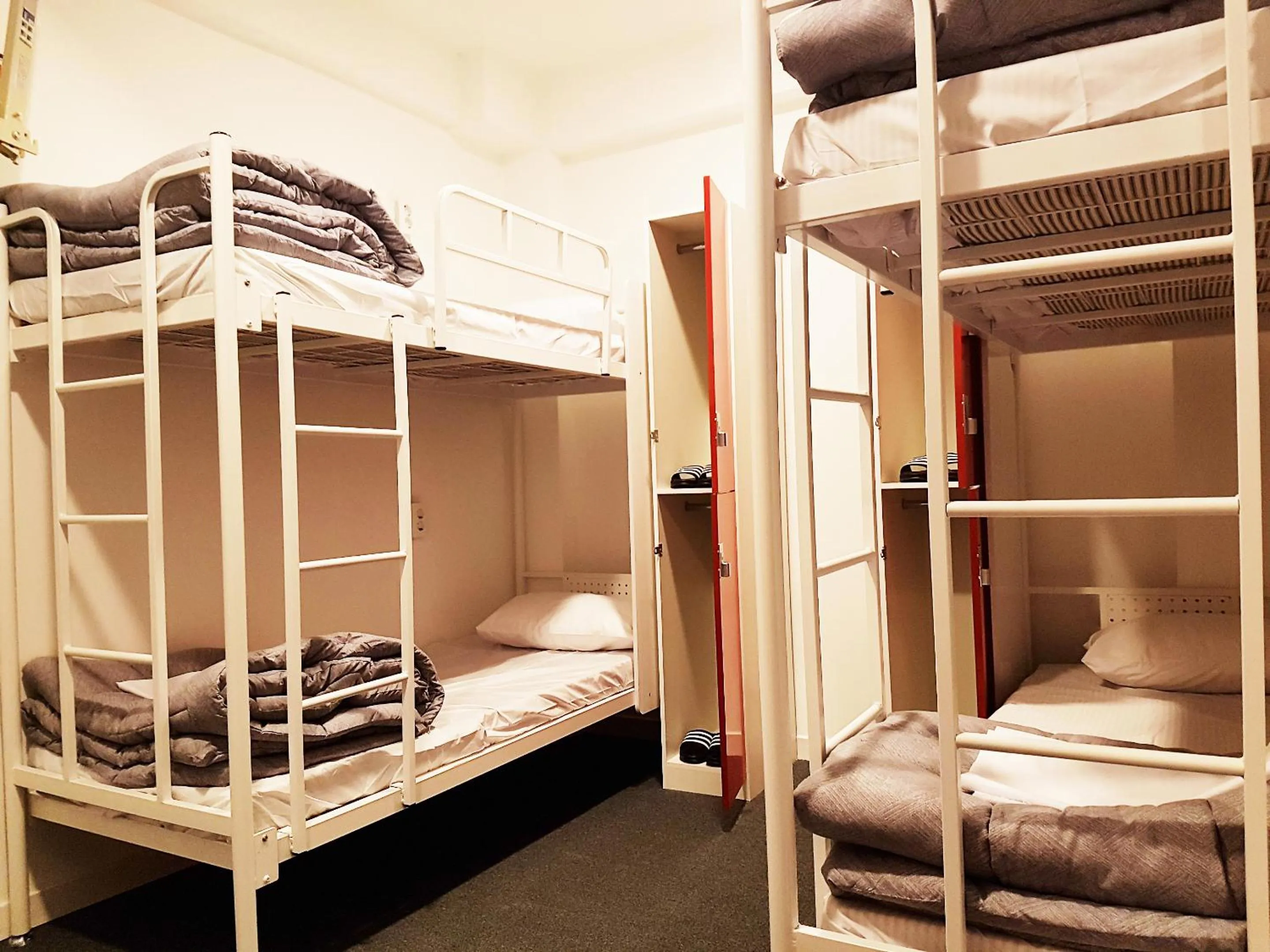 Quadruple Room with Shared Bathroom in One Way Guesthouse Busan