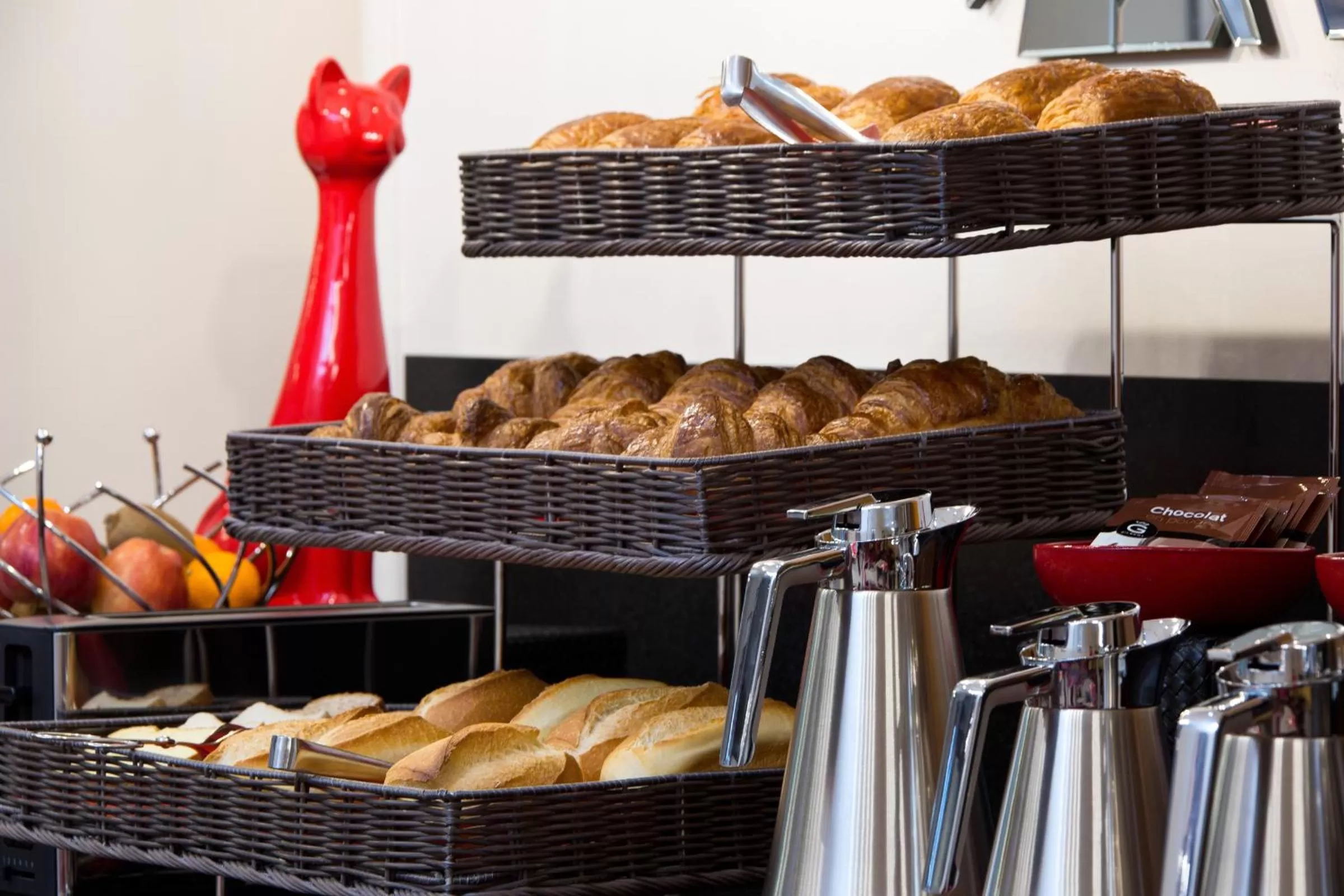 Restaurant/places to eat in Logis Hôtel du Midi - Saint Etienne Sud