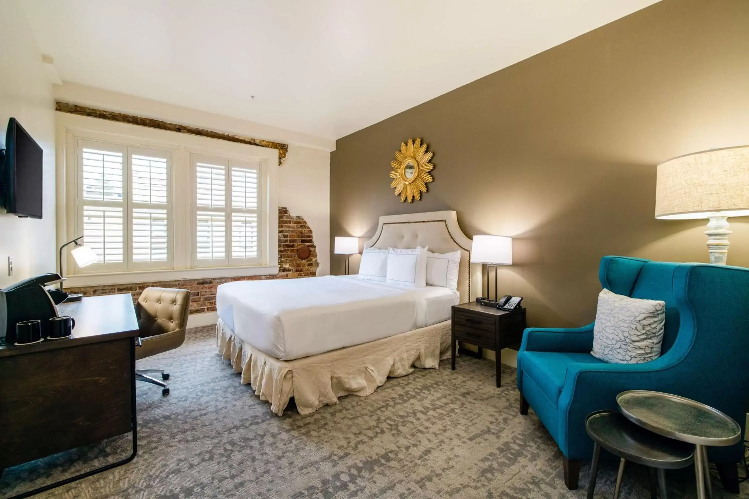 Bedroom in Hotel Florence, Tapestry Collection by Hilton