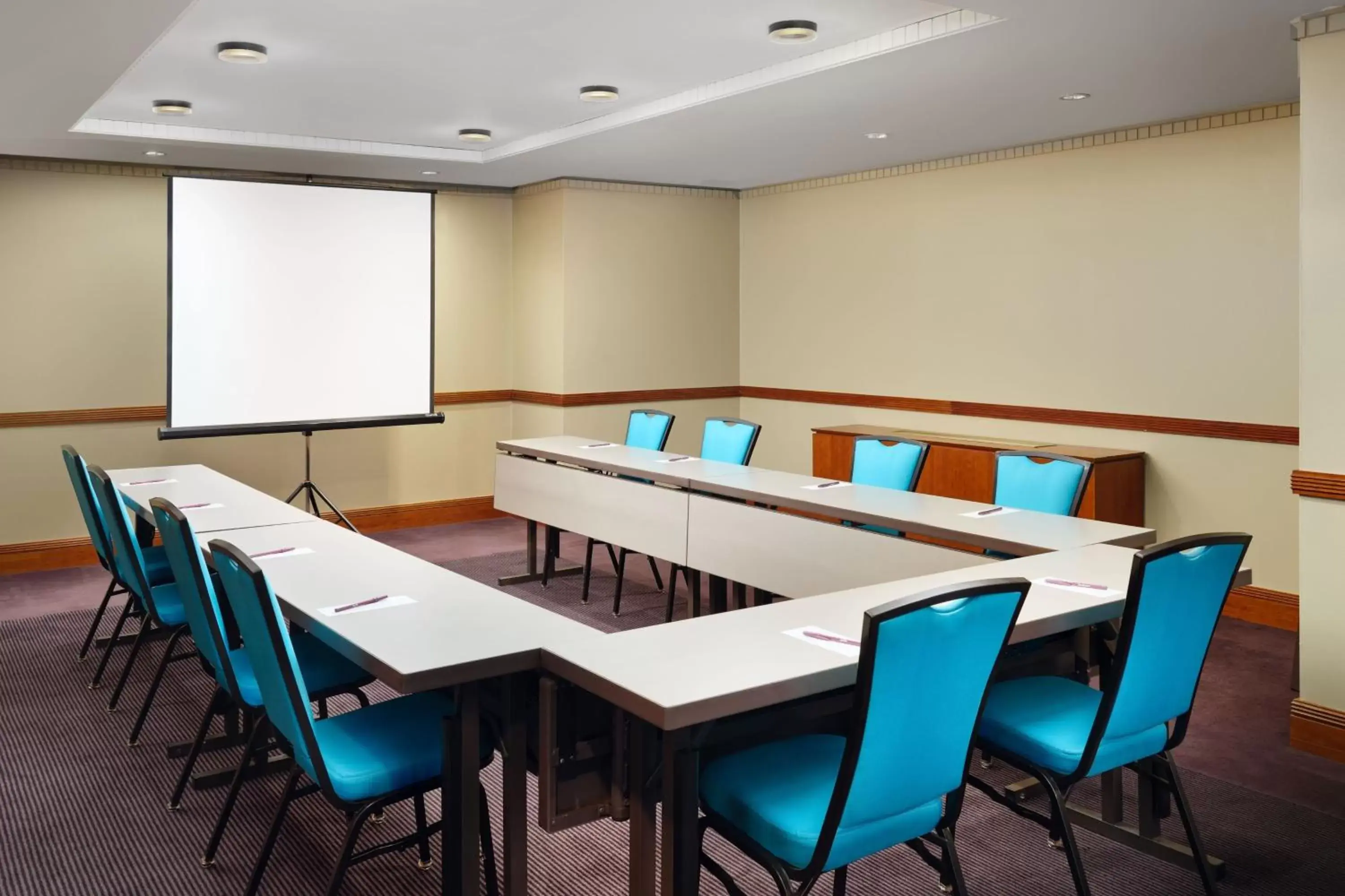 Meeting/conference room in Residence Inn by Marriott Philadelphia Center City