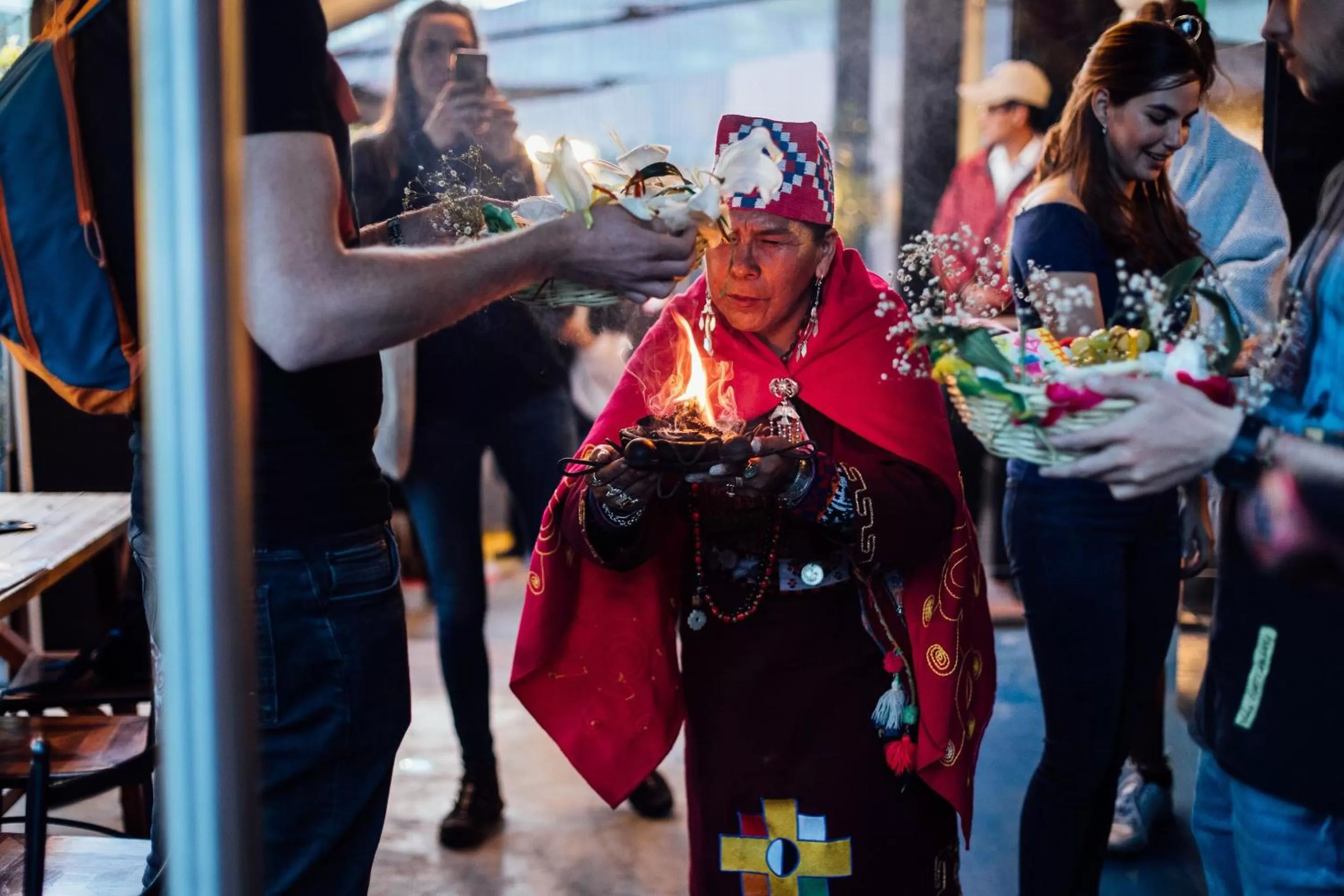 People in Selina La Paz
