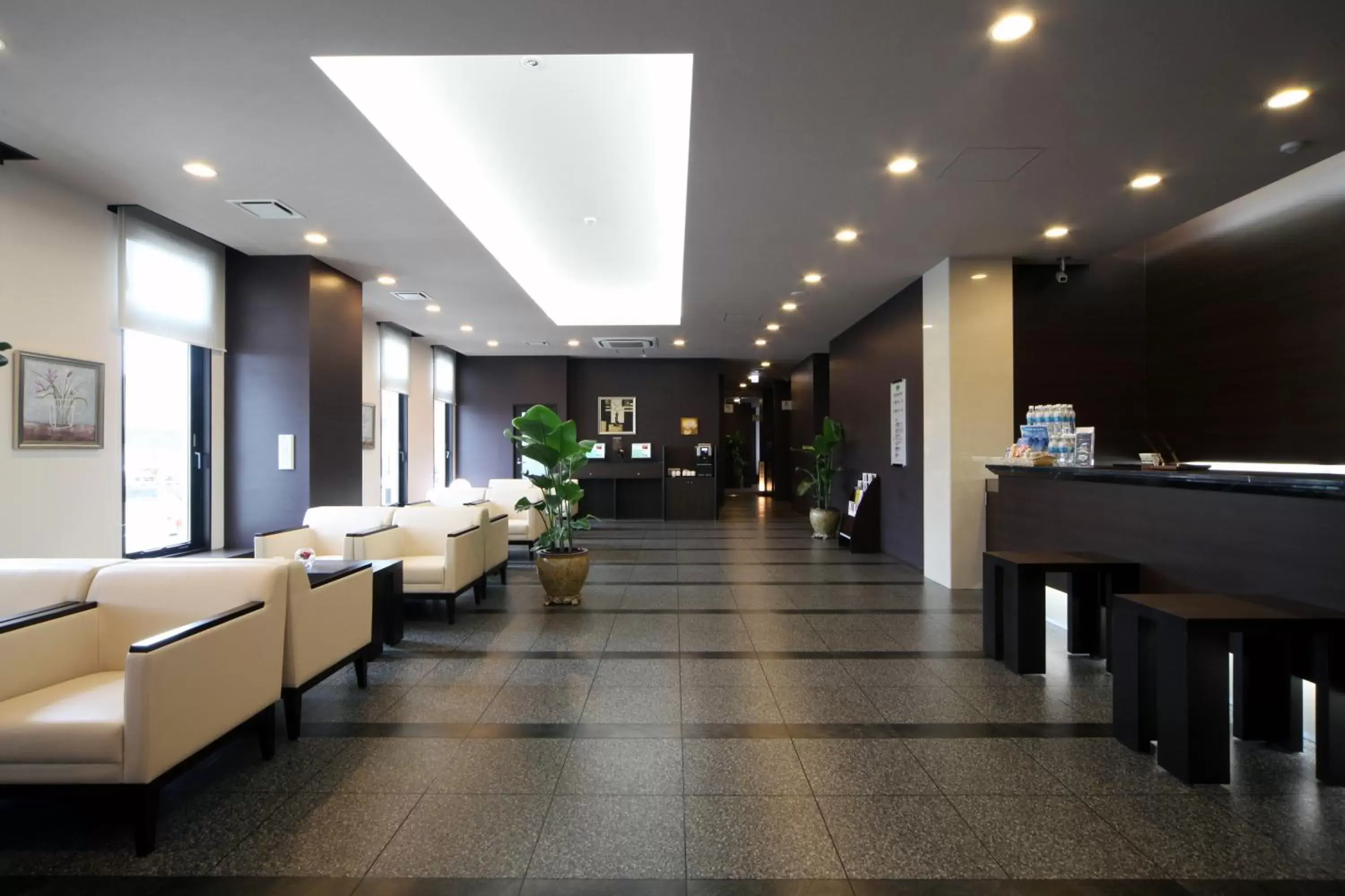 Lobby or reception in Hotel Route-Inn Marugame