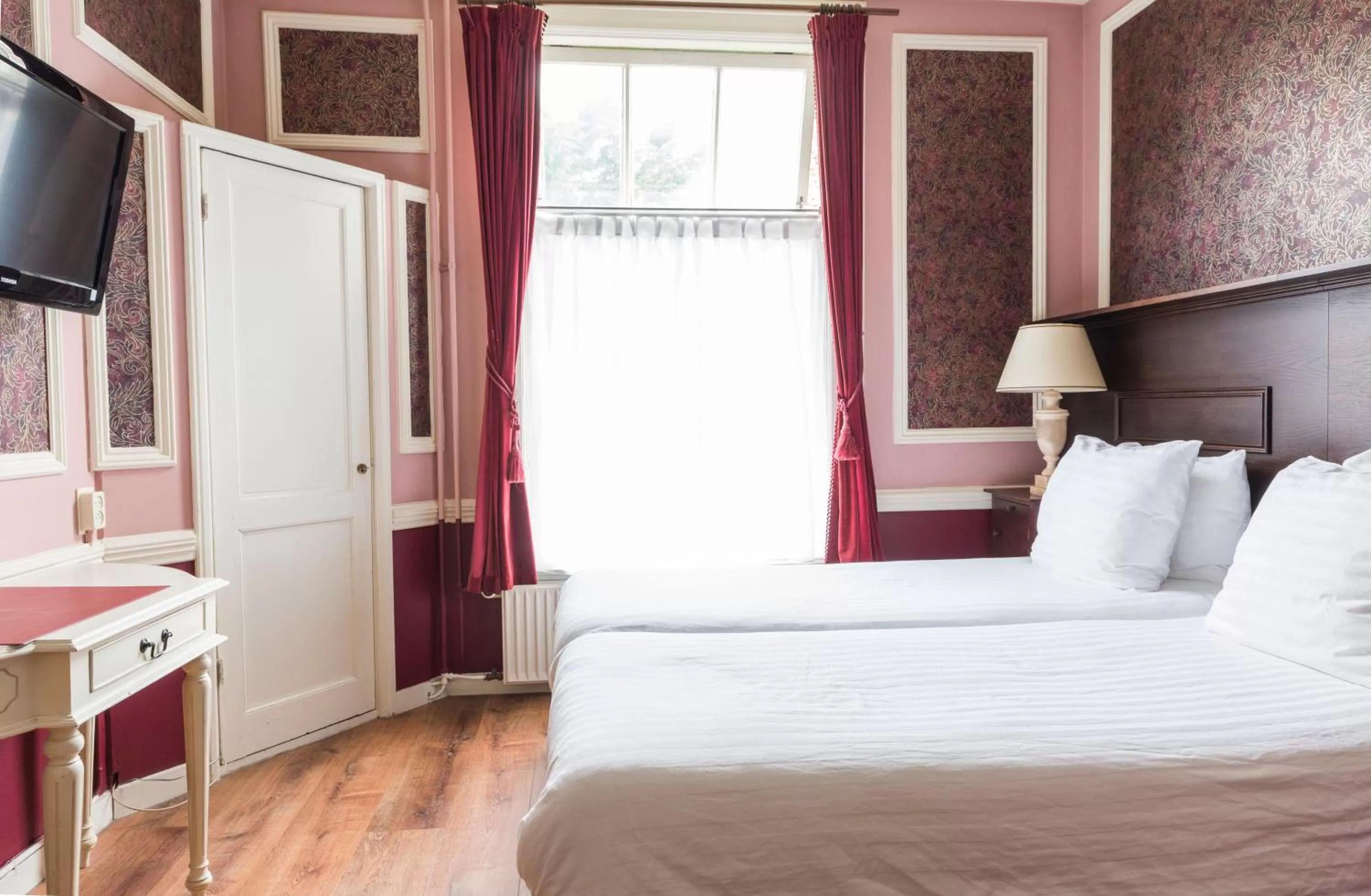 Photo of the whole room, Bed in Hotel Fidder - Patrick's Whisky Bar