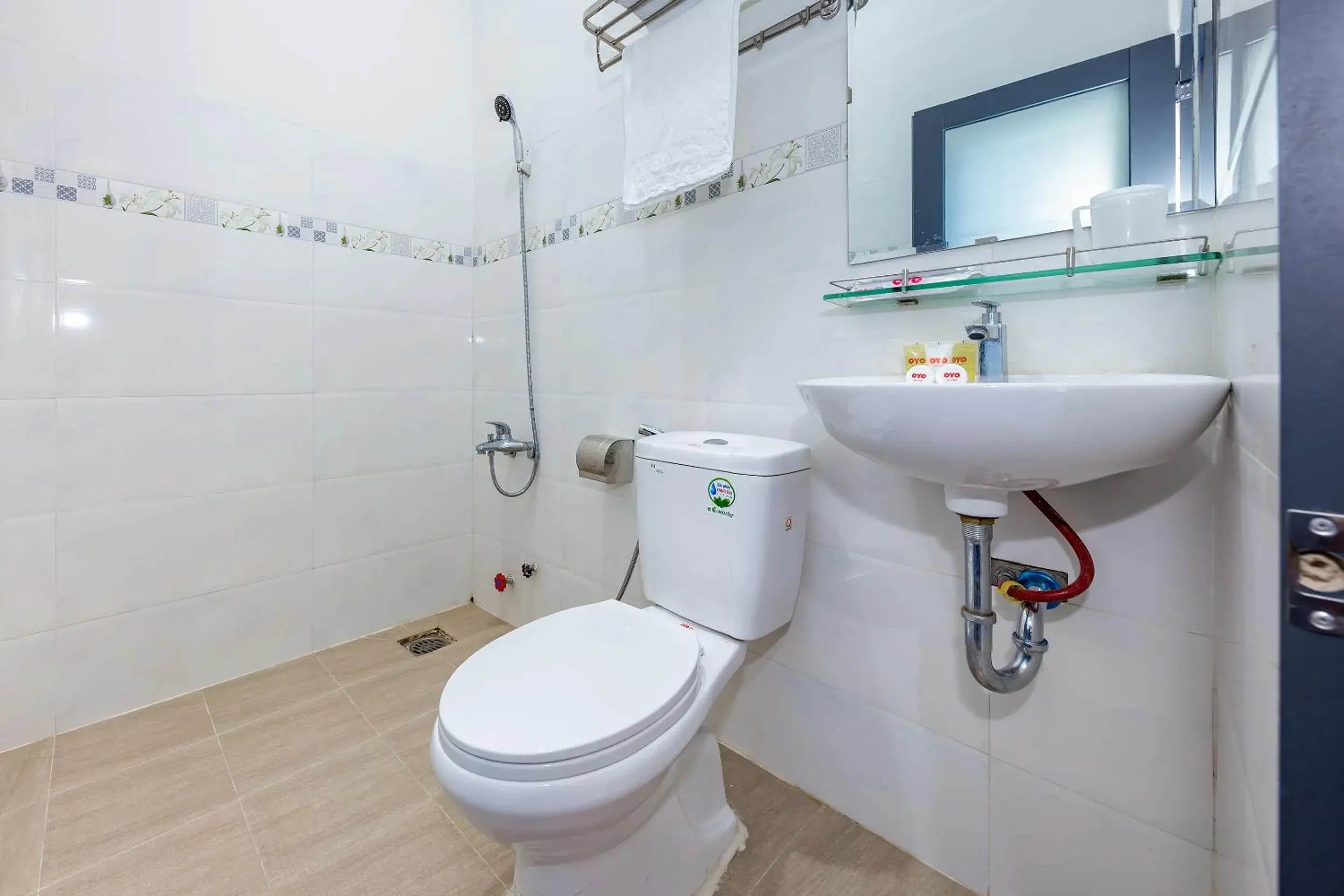 Bathroom in OYO 745 Minh Duc Guest House