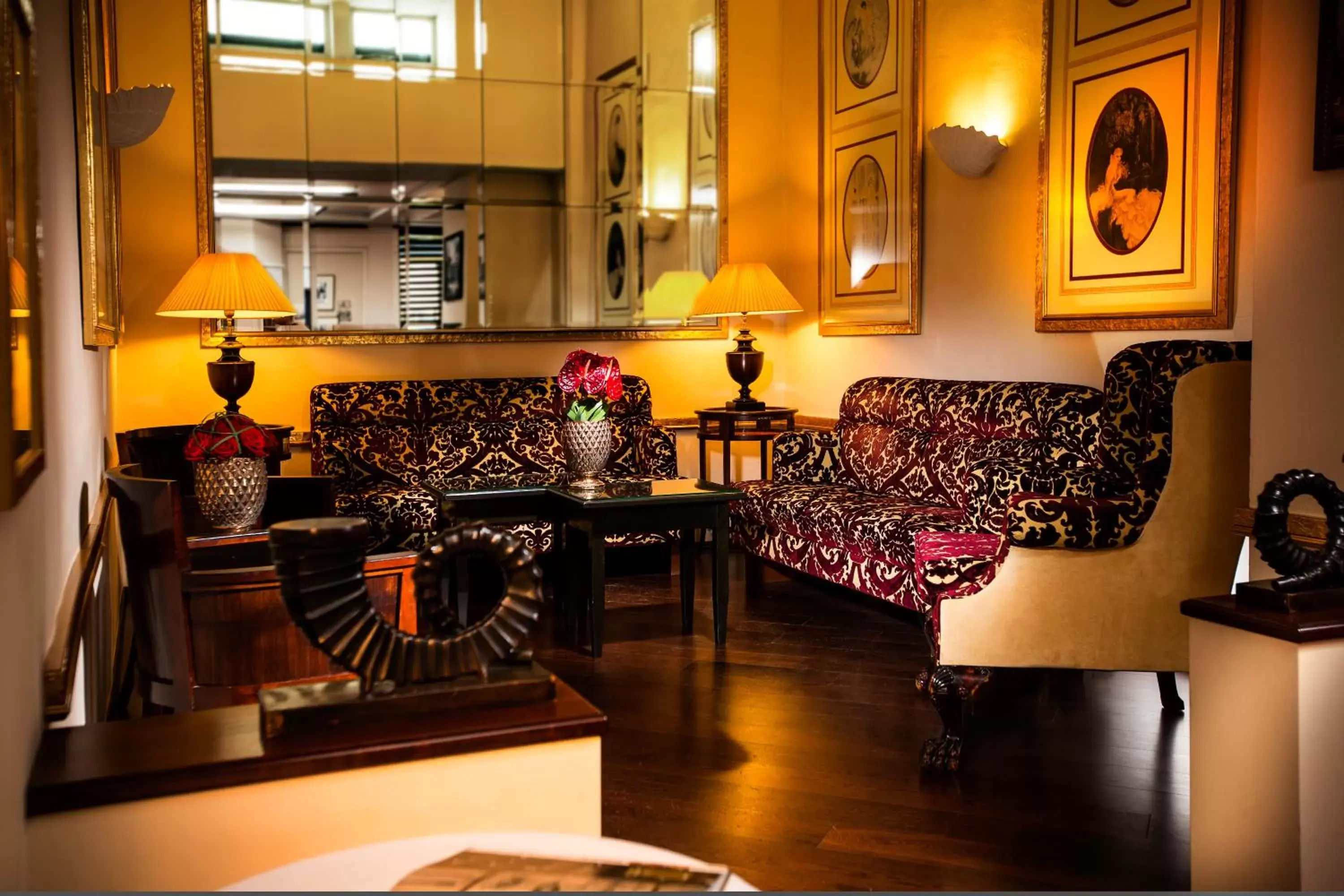 Lounge or bar in Hotel Bristol Salzburg