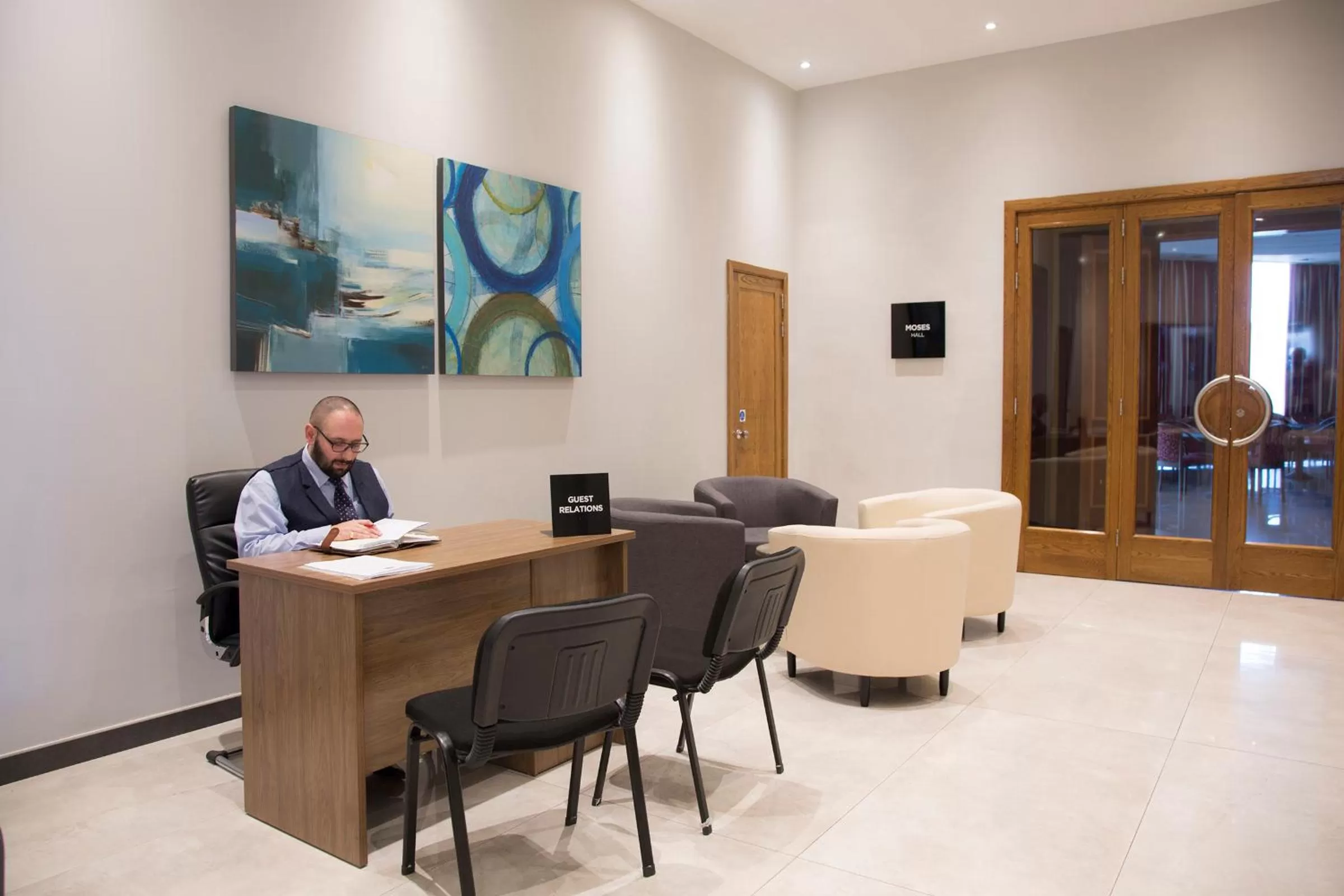 Lobby or reception in Paradise Bay Resort