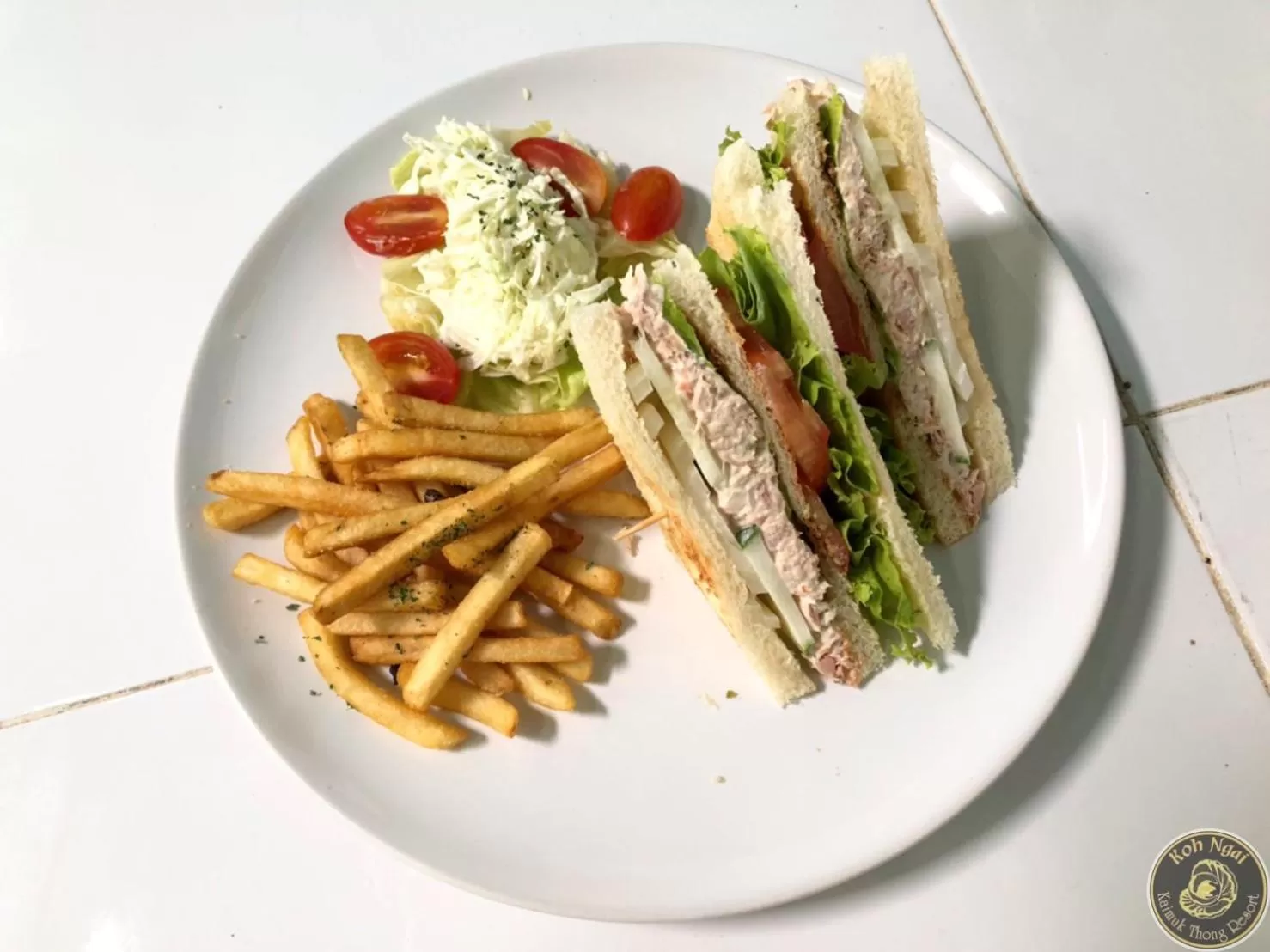 Food in Koh Ngai Kaimuk Thong Resort