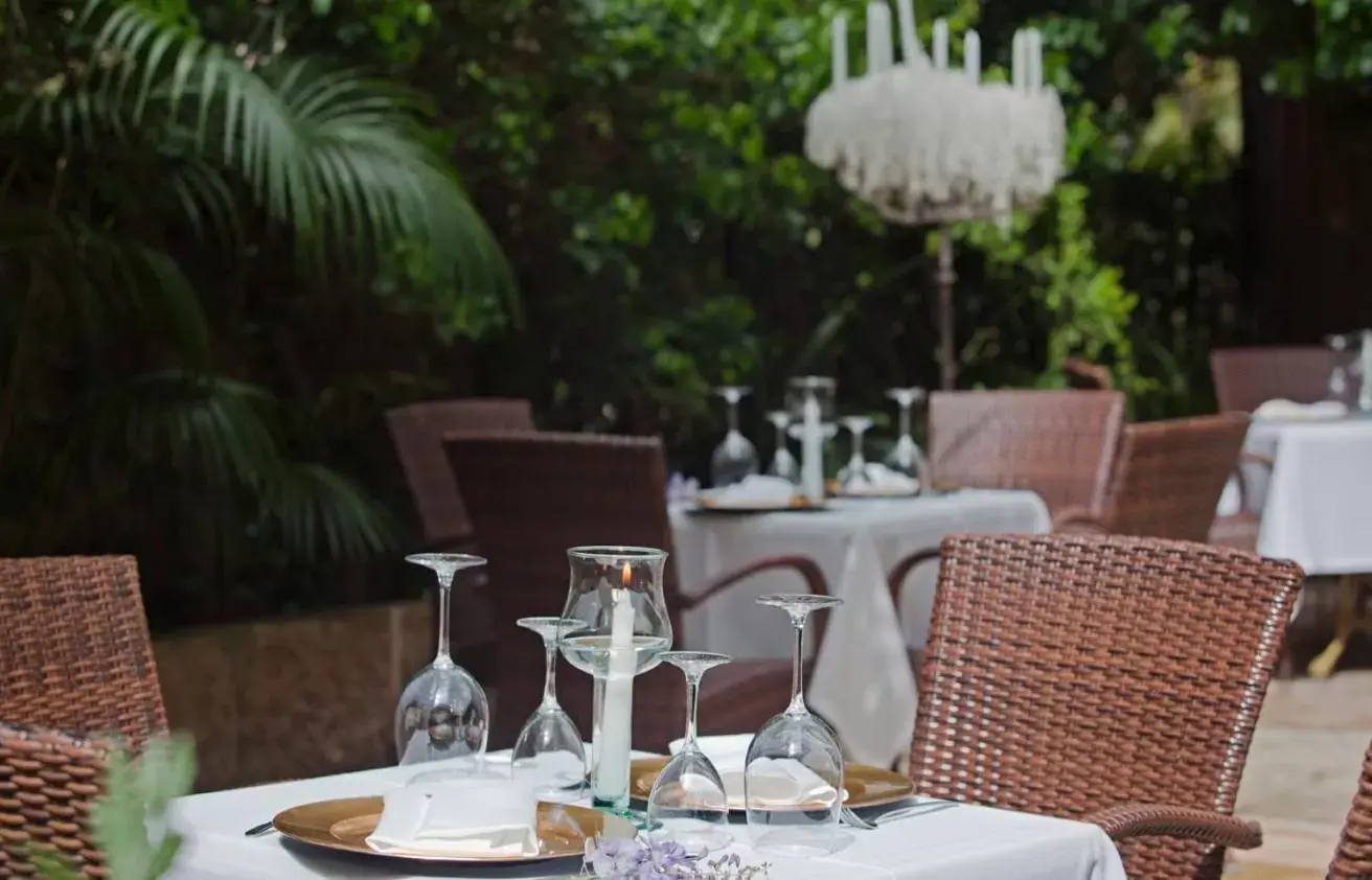 Restaurant/Places to Eat in Hotel la Vila