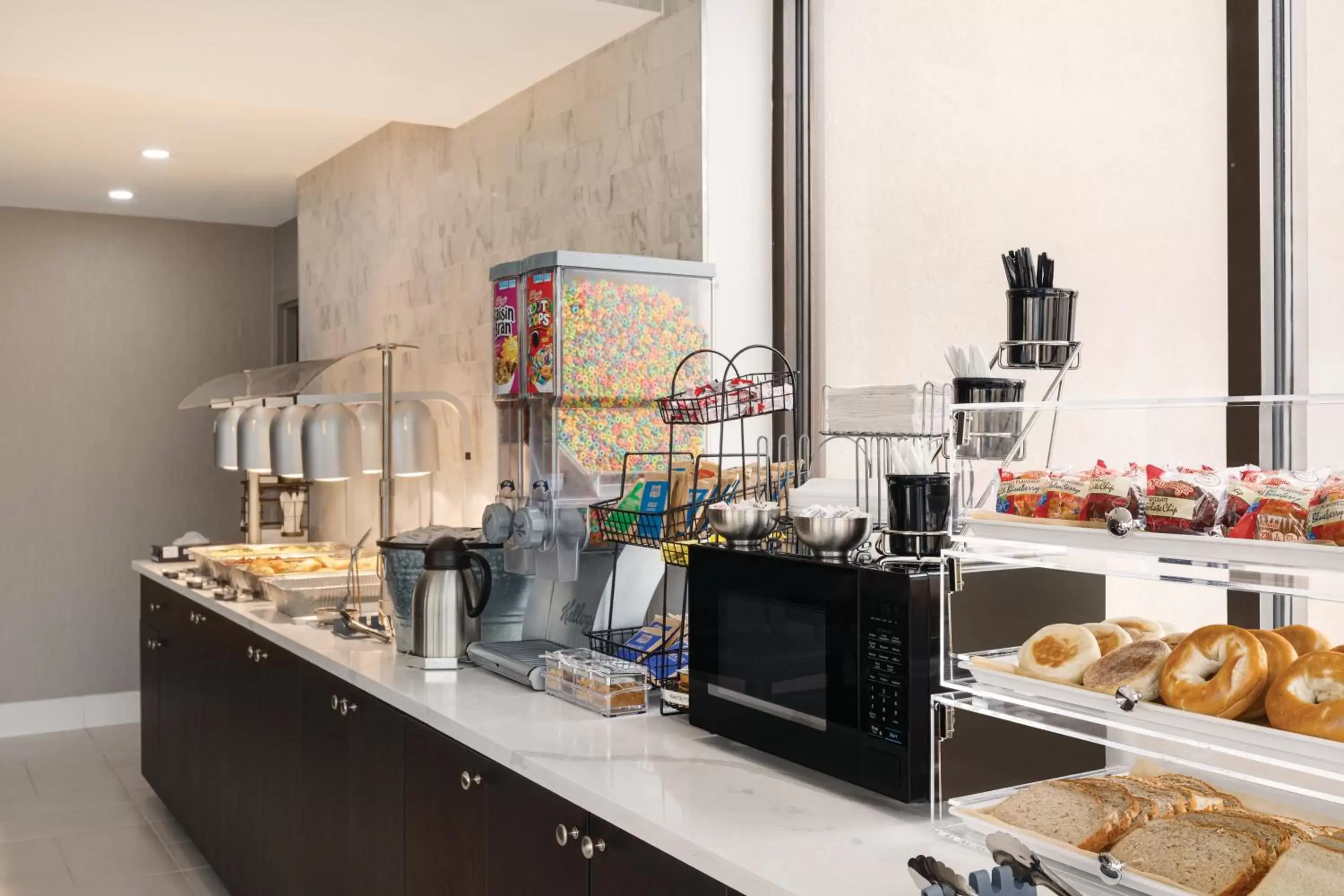 Food in La Quinta inn & suites by Wyndham Dothan Food in La Quinta inn & suites by Wyndham Dothan