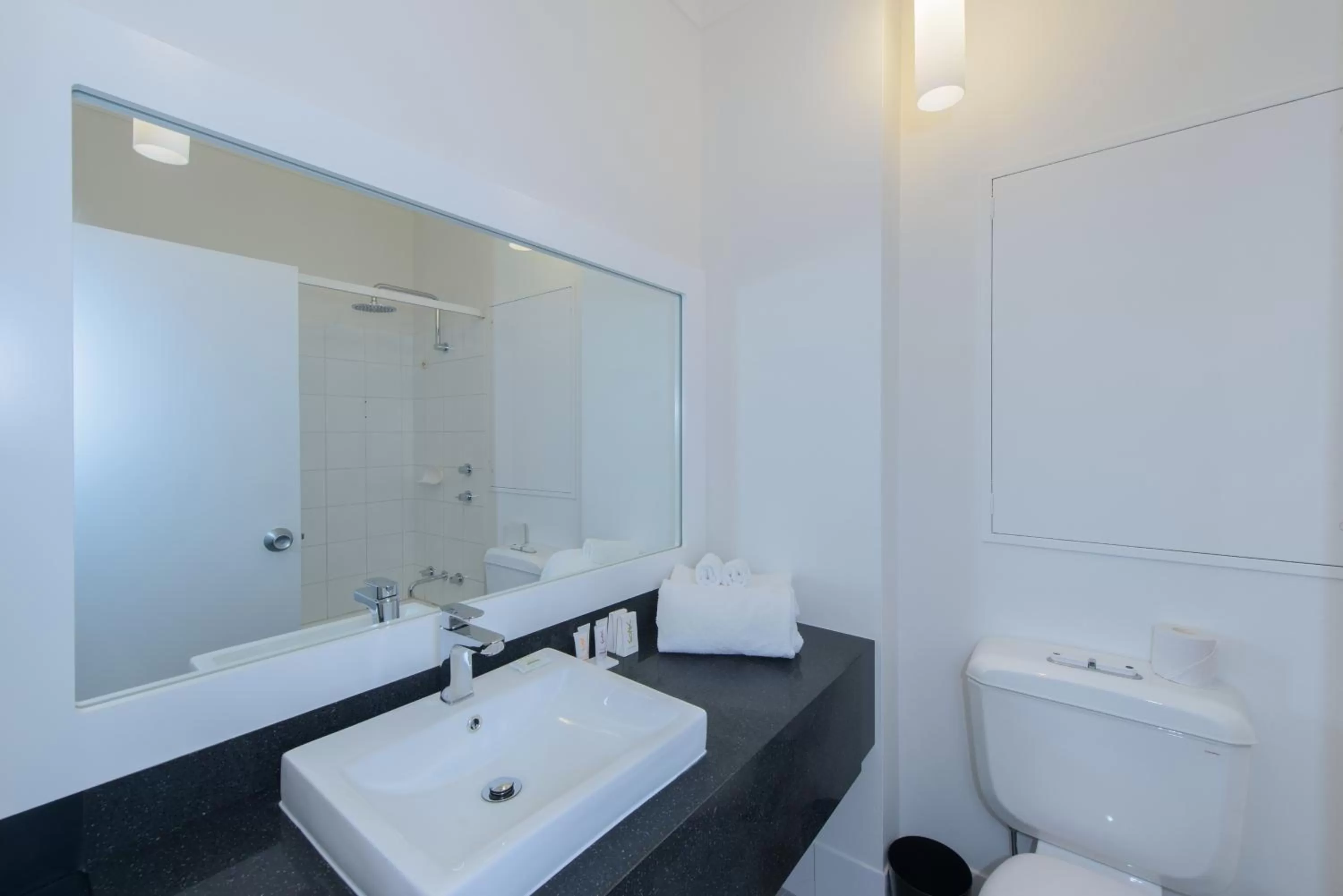 Silkari Urban CKS Sydney Airport Hotel