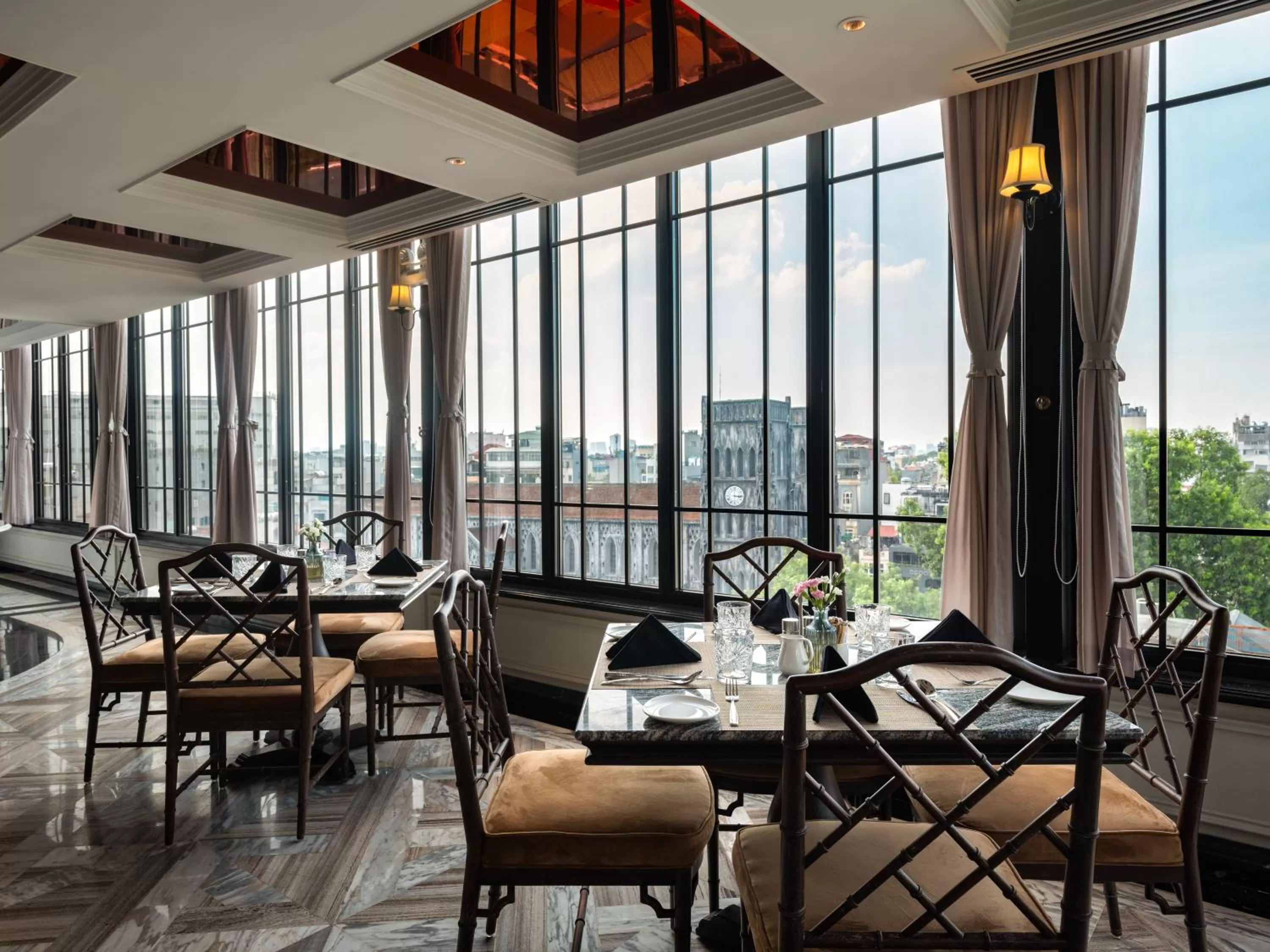 Restaurant/places to eat in GRAND HOTEL du LAC Hanoi