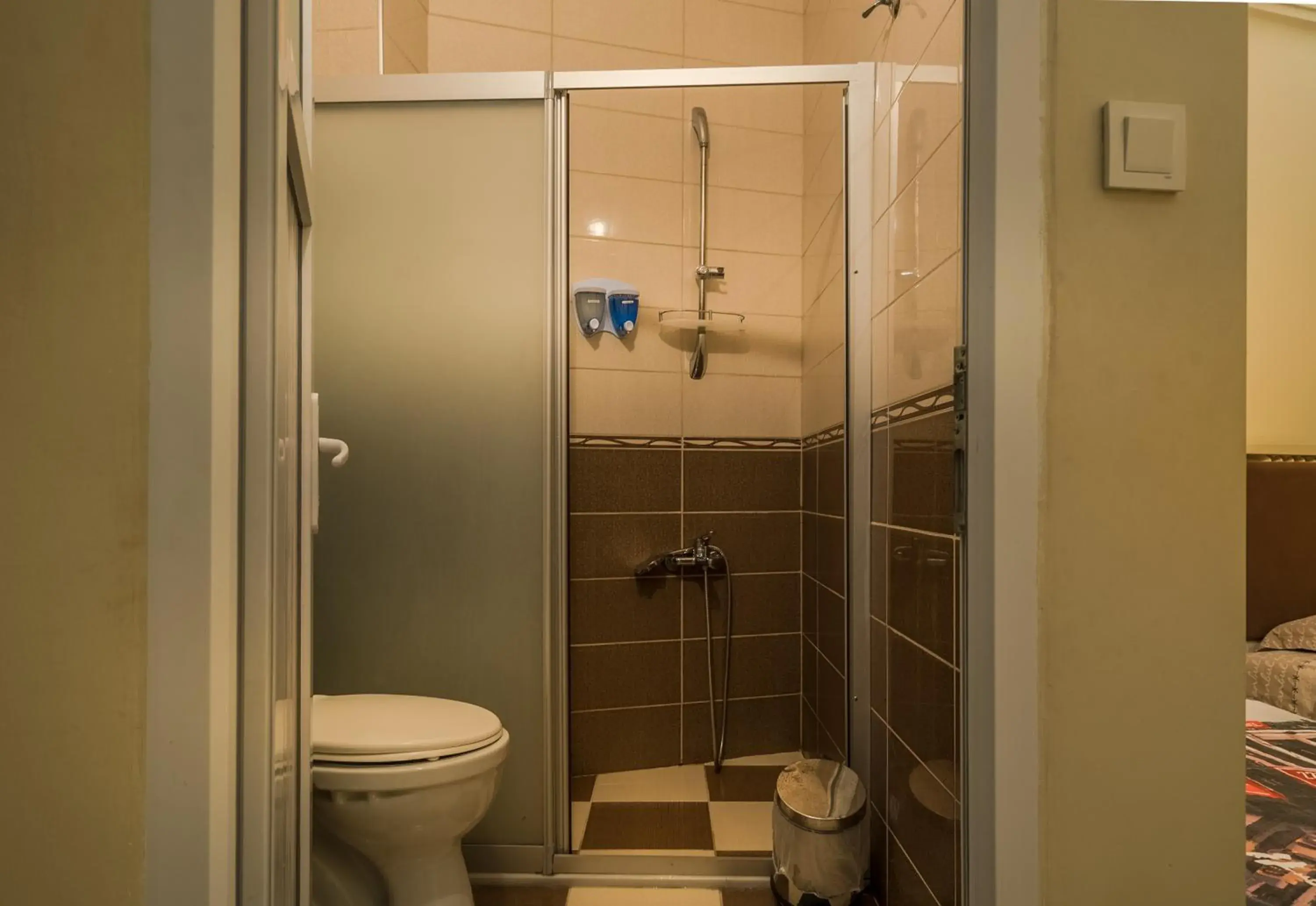 Shower, Bathroom in Erenler Hostel