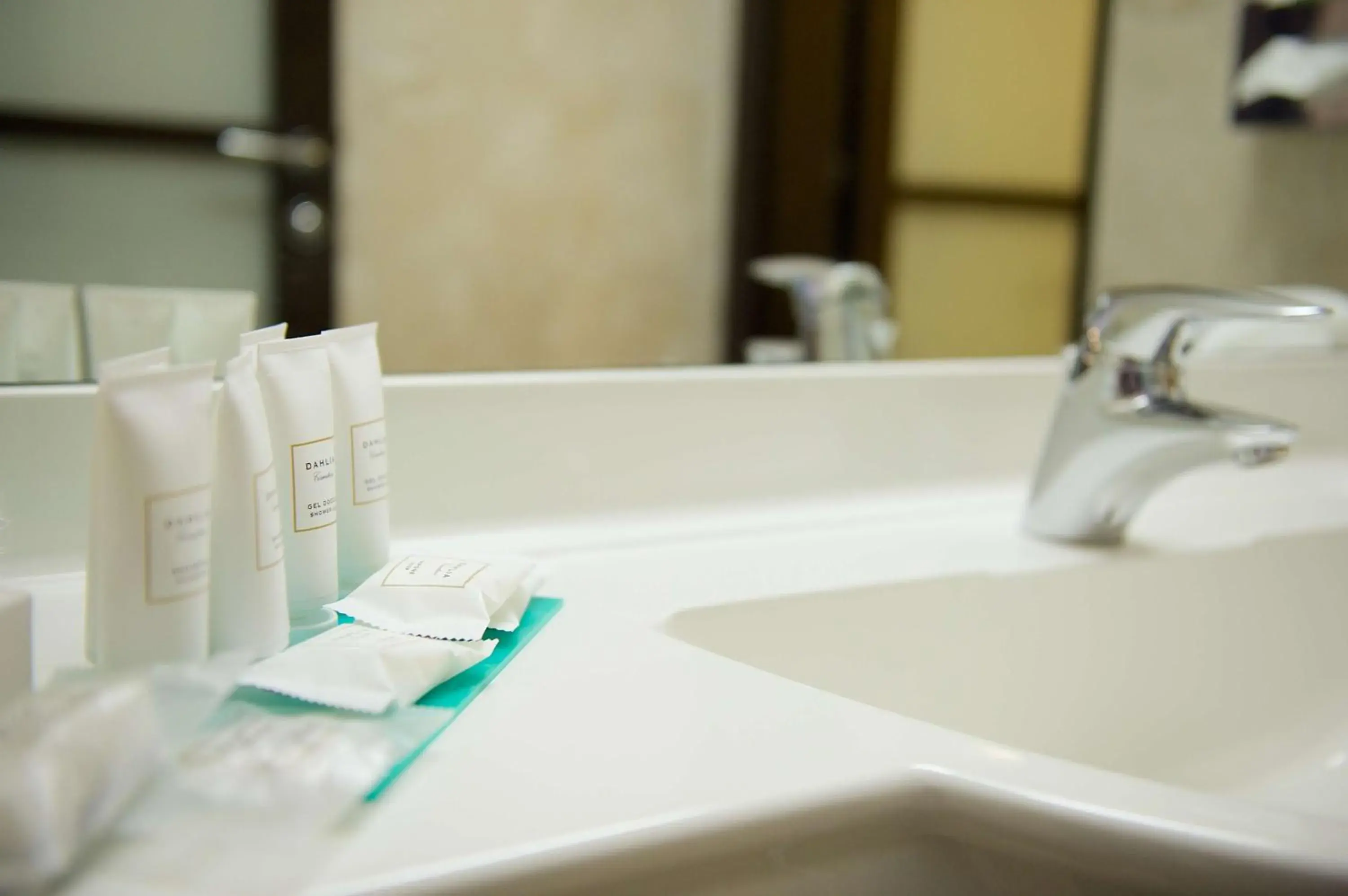 Toilet, Bathroom in Best Western Crystal Palace Hotel