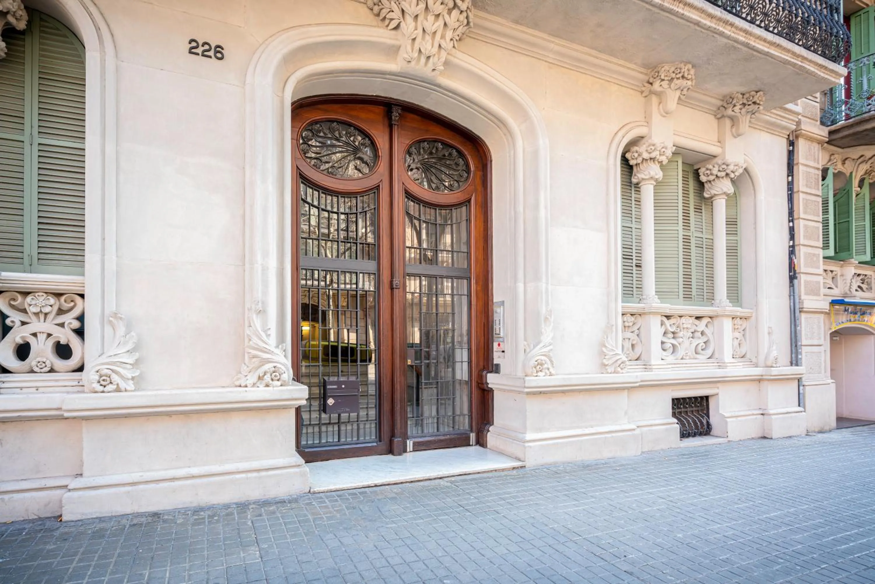 Facade/entrance in Casa Barcelo Hostel Barcelona