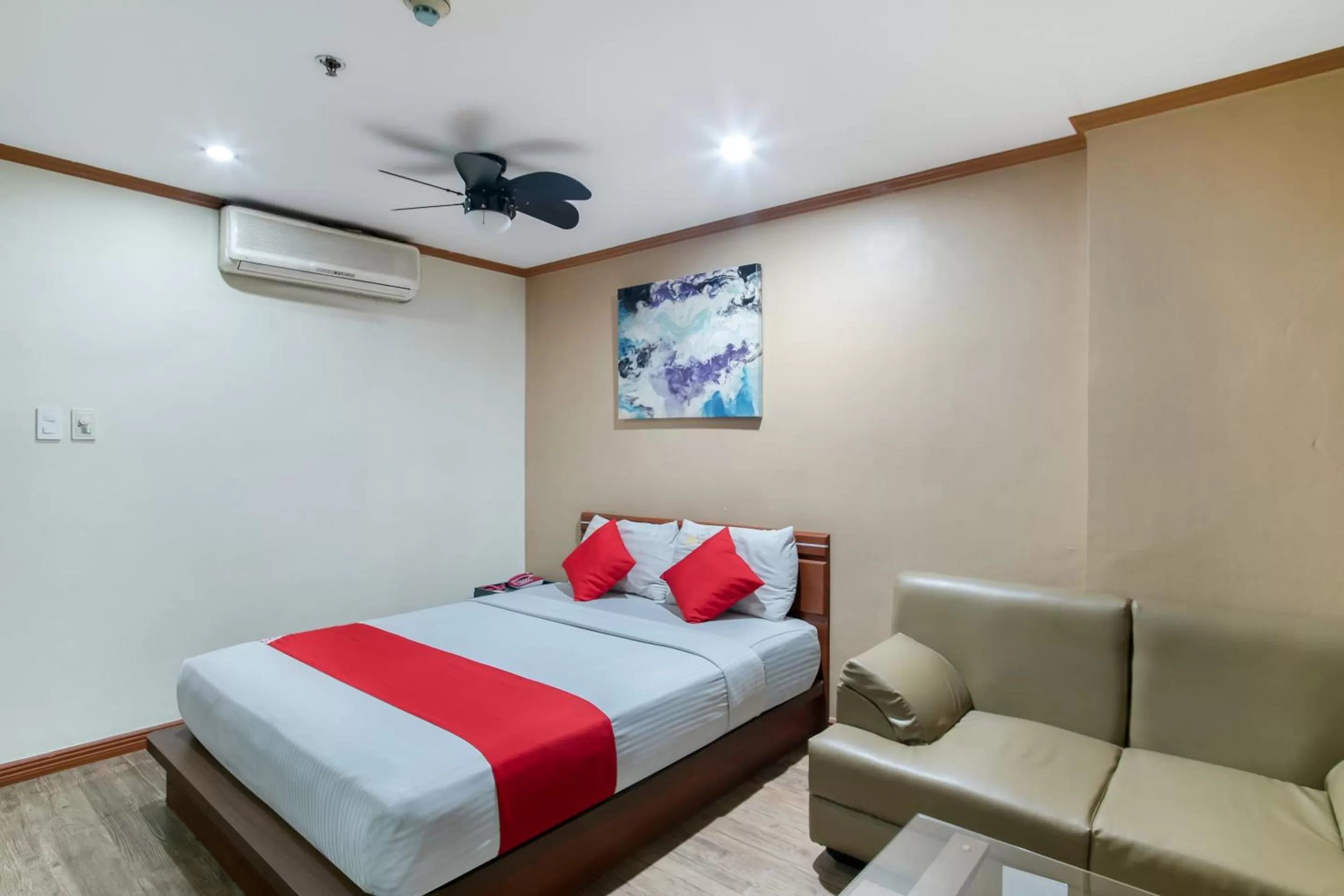 Bed in DG Grami Hotel