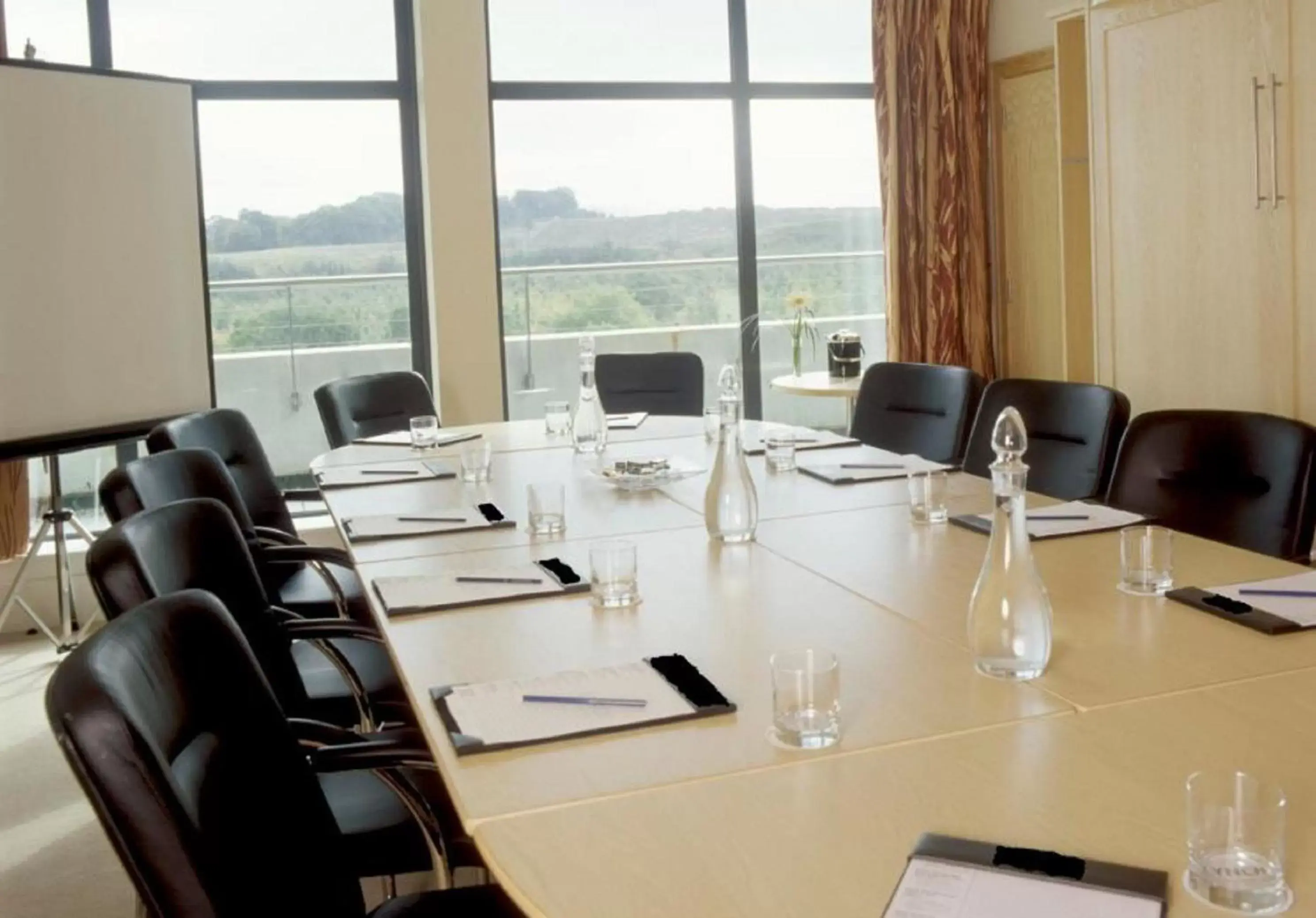 Business facilities in Green Isle Hotel, Dublin