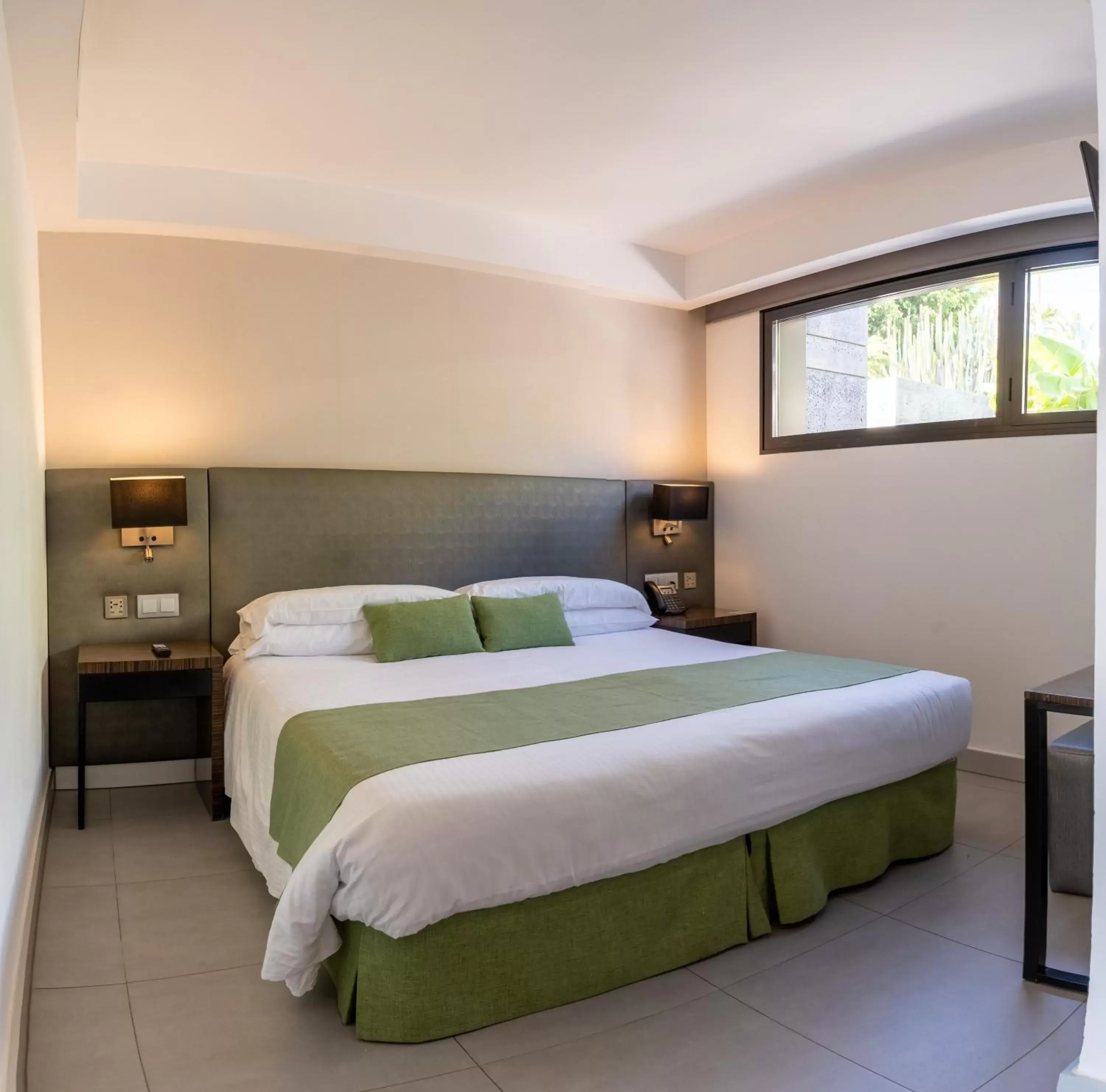 Bedroom, Bed in La Isla y el Mar, Hotel Boutique