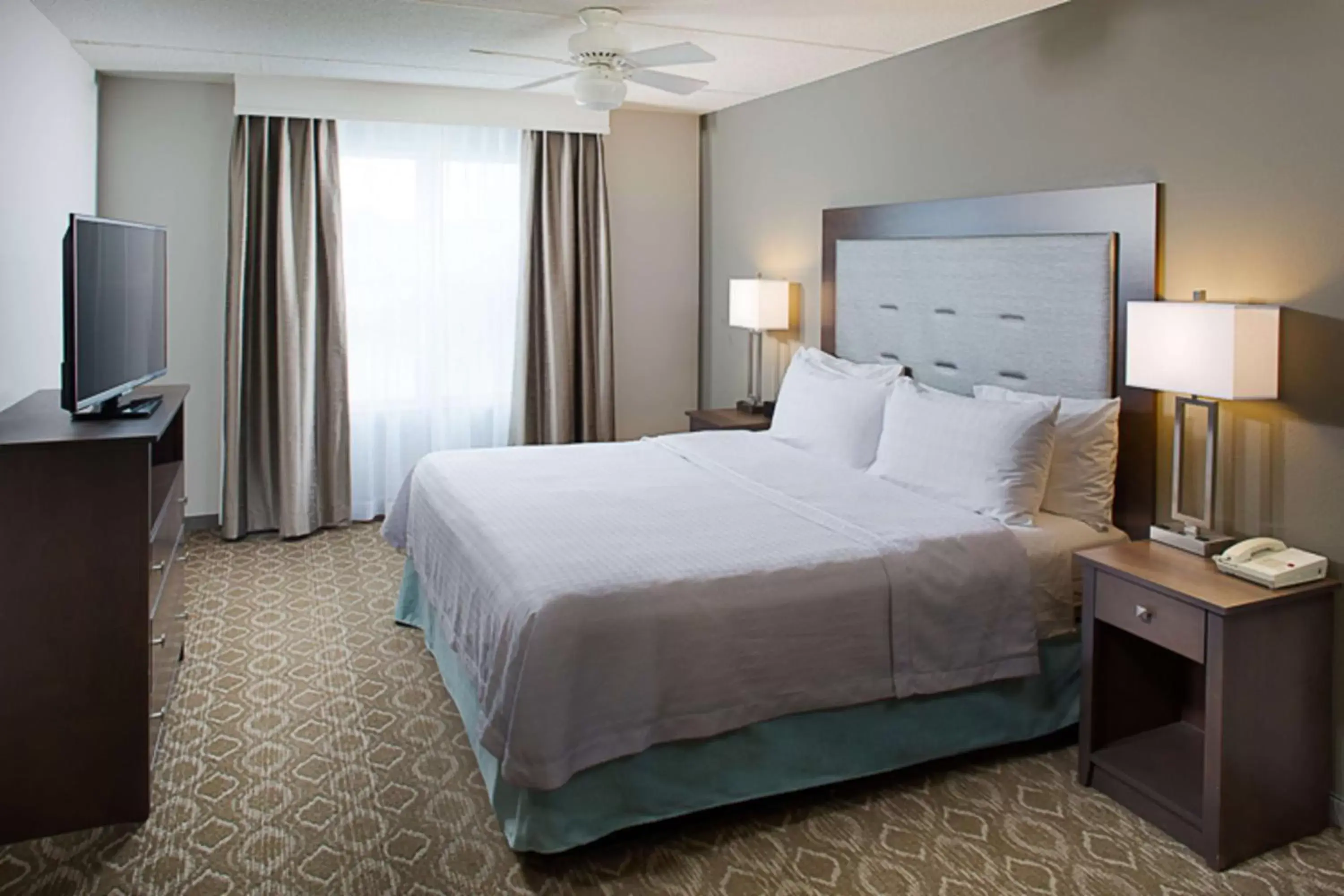 Bed in Homewood Suites by Hilton Cleveland-Solon