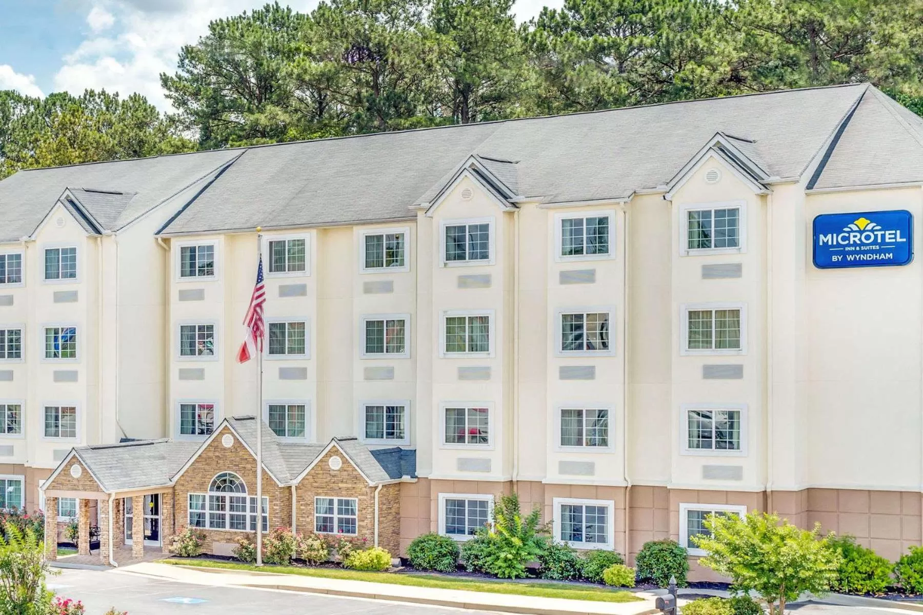 Property building in Microtel Inn & Suites by Wyndham Bremen