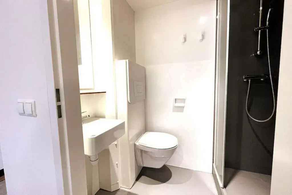 Bathroom in Apart hotel Central -Self service-