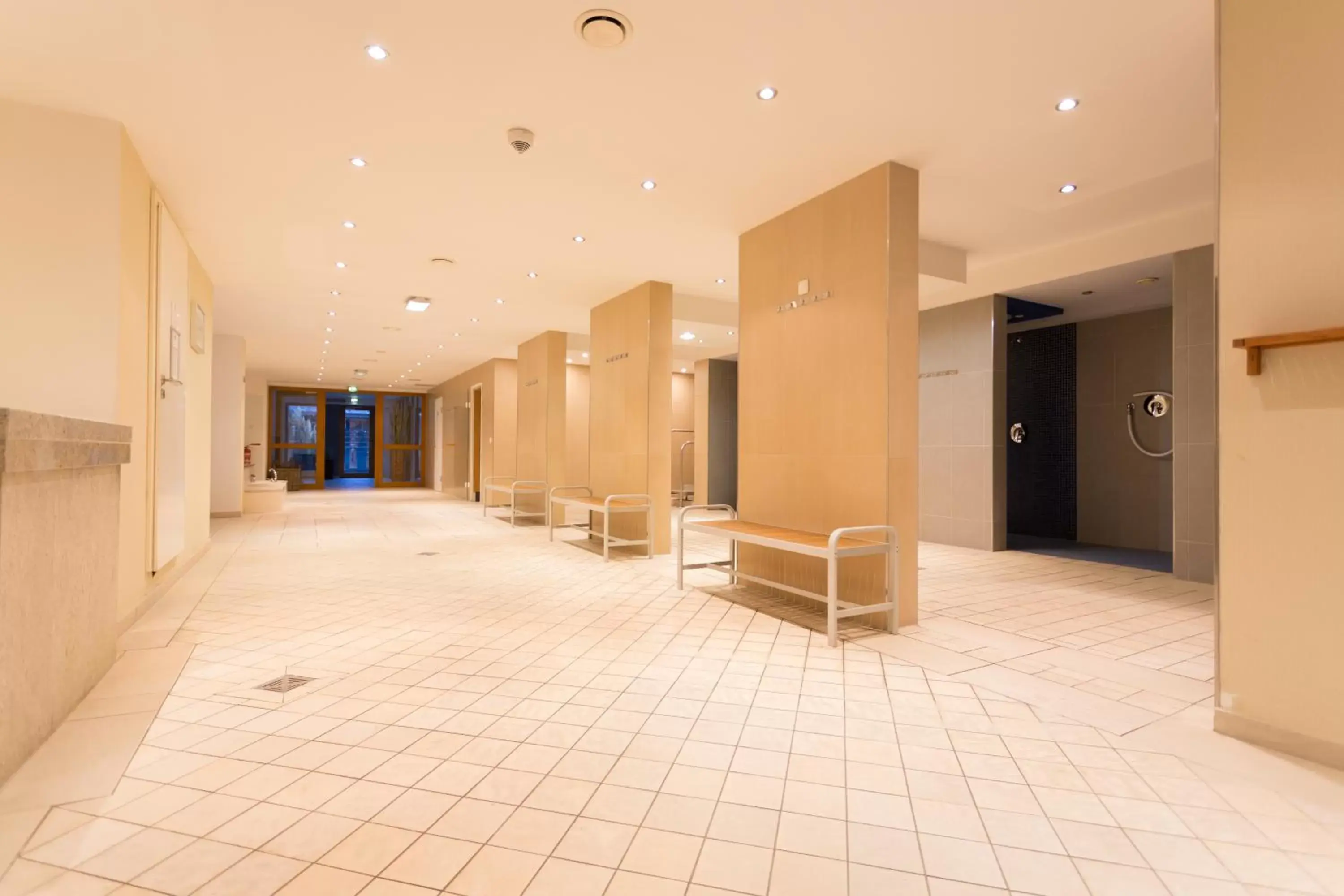 Sauna, Lobby/Reception in Resort Hotel Vier Jahreszeiten Zingst