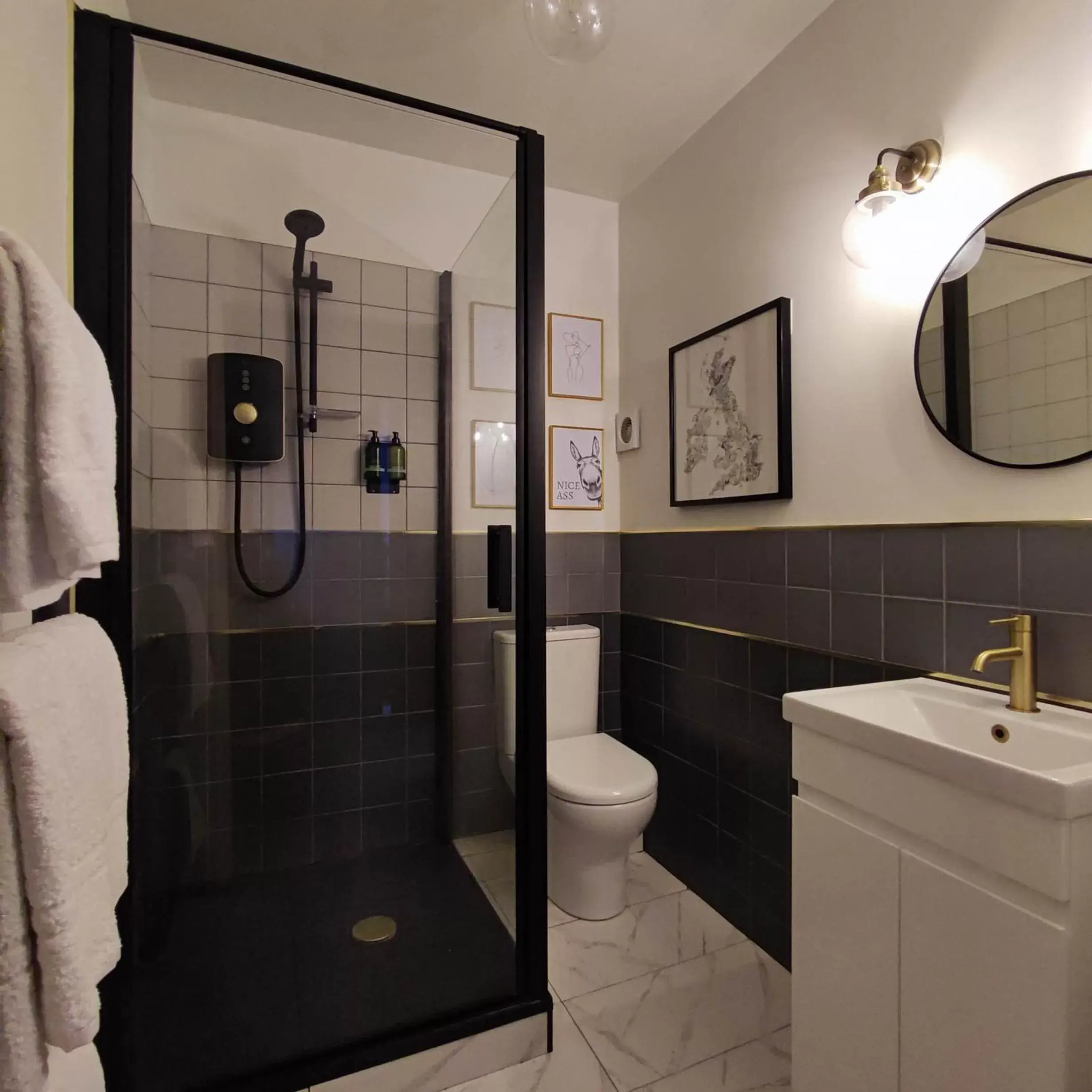 Bathroom in Merchant House