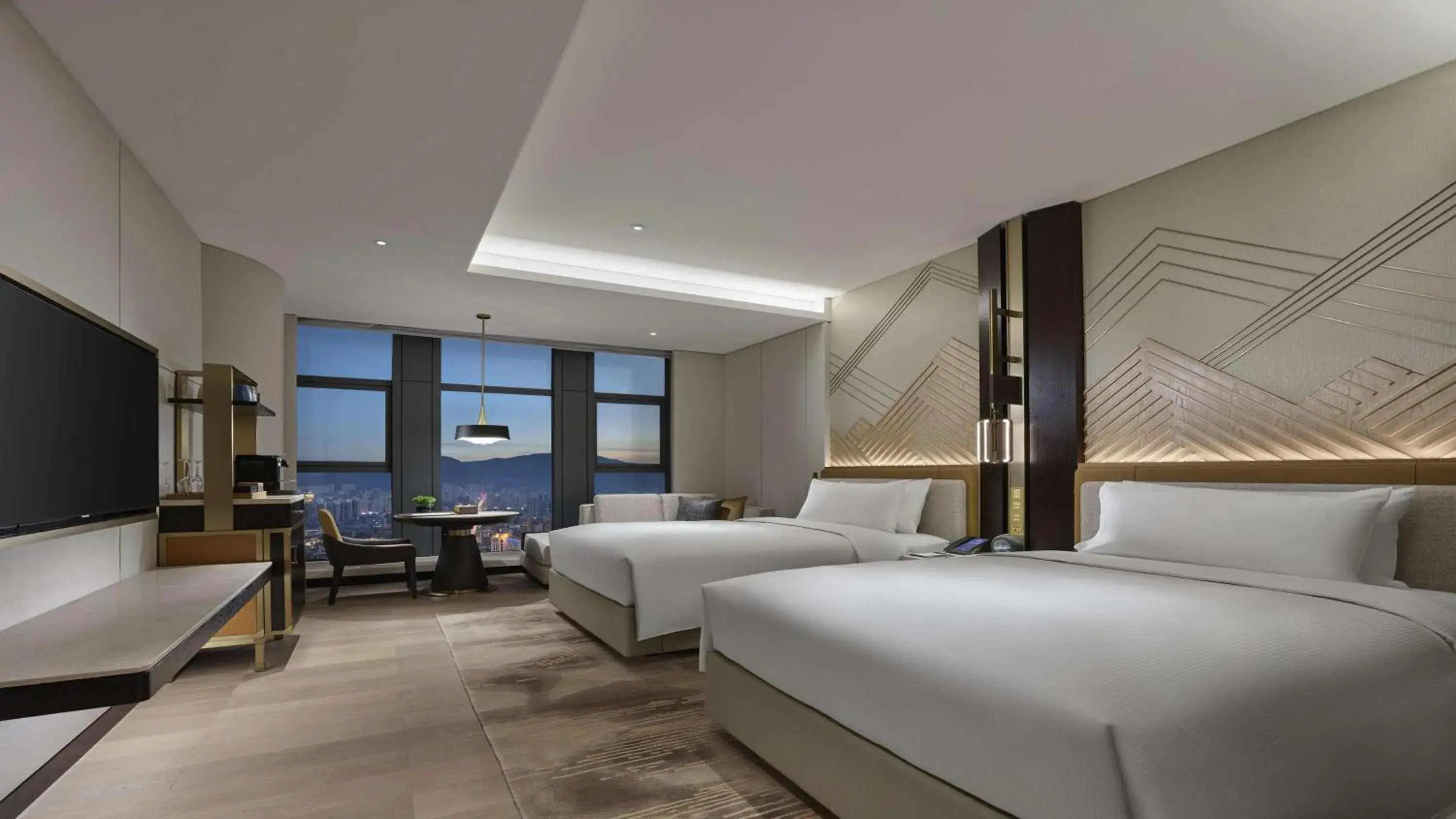 Bed in Hilton Lanzhou City Center