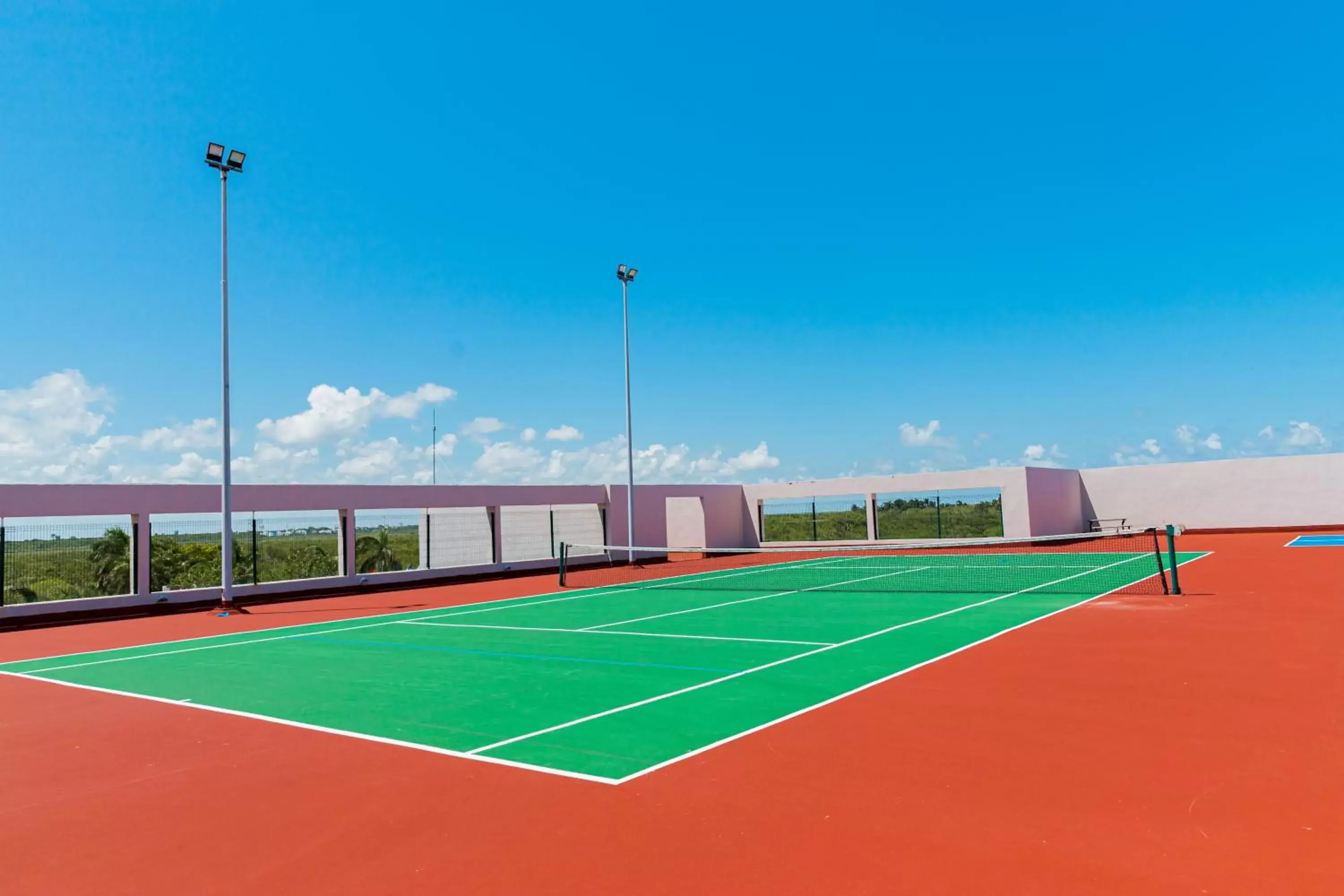 Tennis court, Tennis/Squash in Dreams Jade Resort & Spa - All Inclusive