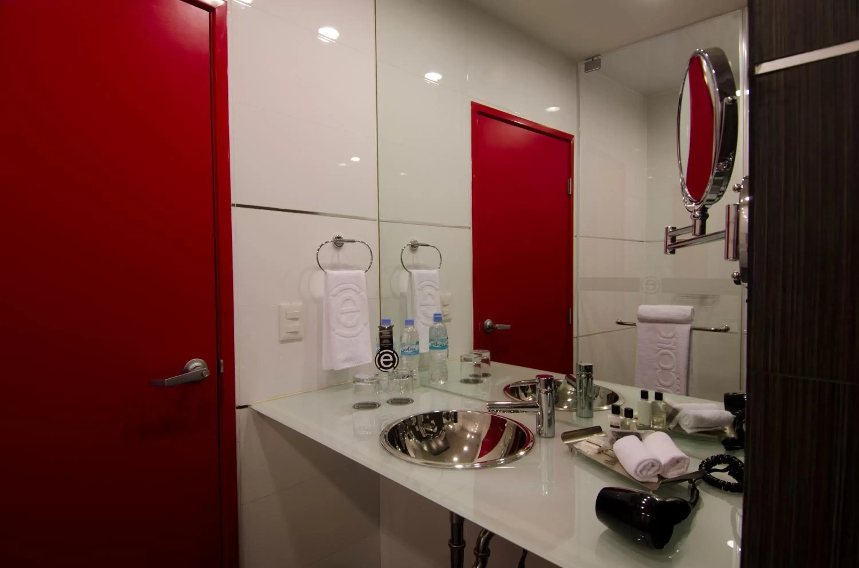 Toilet, Bathroom in Ramada Encore by Wyndham San Luis Potosi