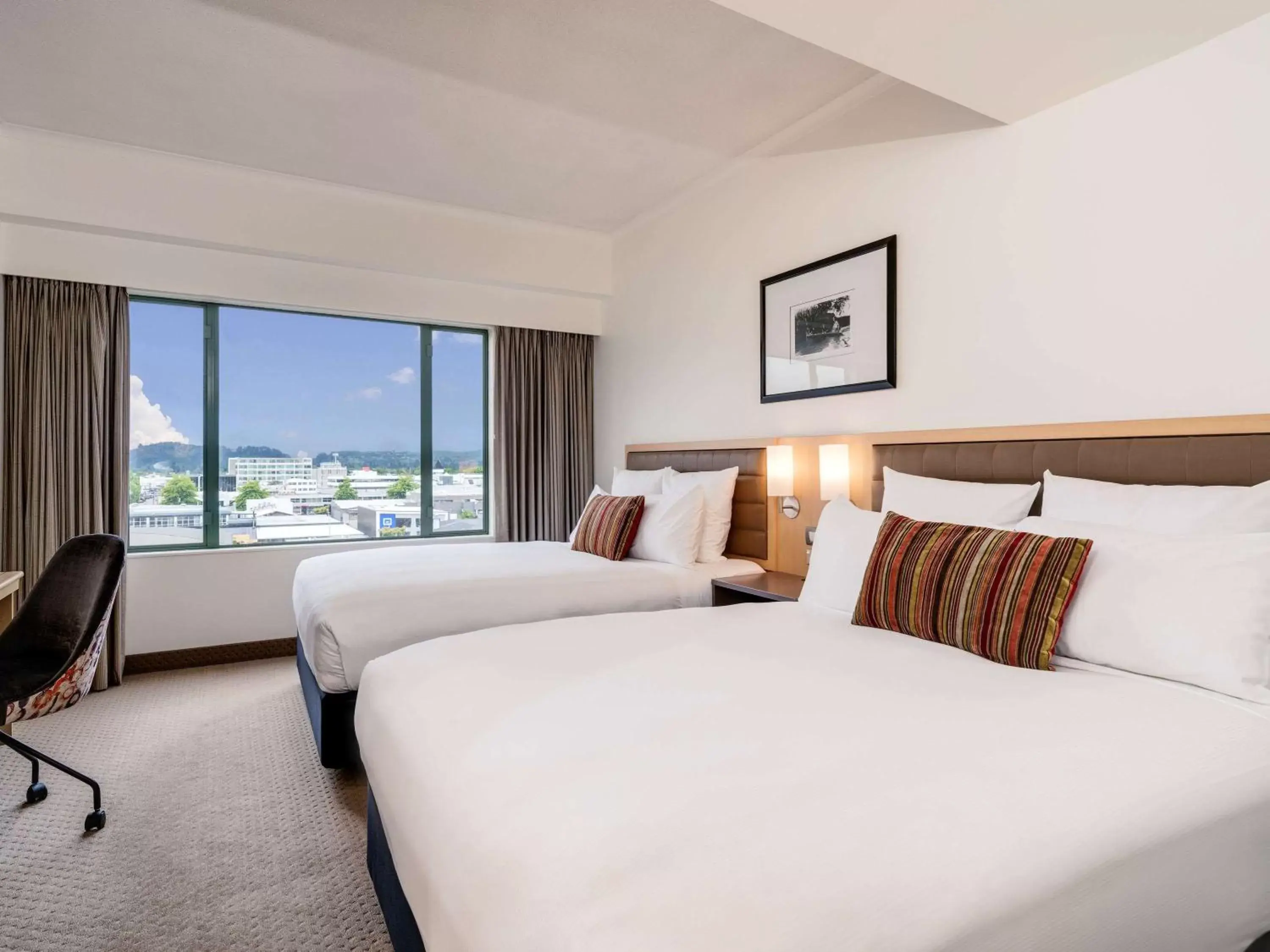 Photo of the whole room, Bed in Novotel Rotorua Lakeside