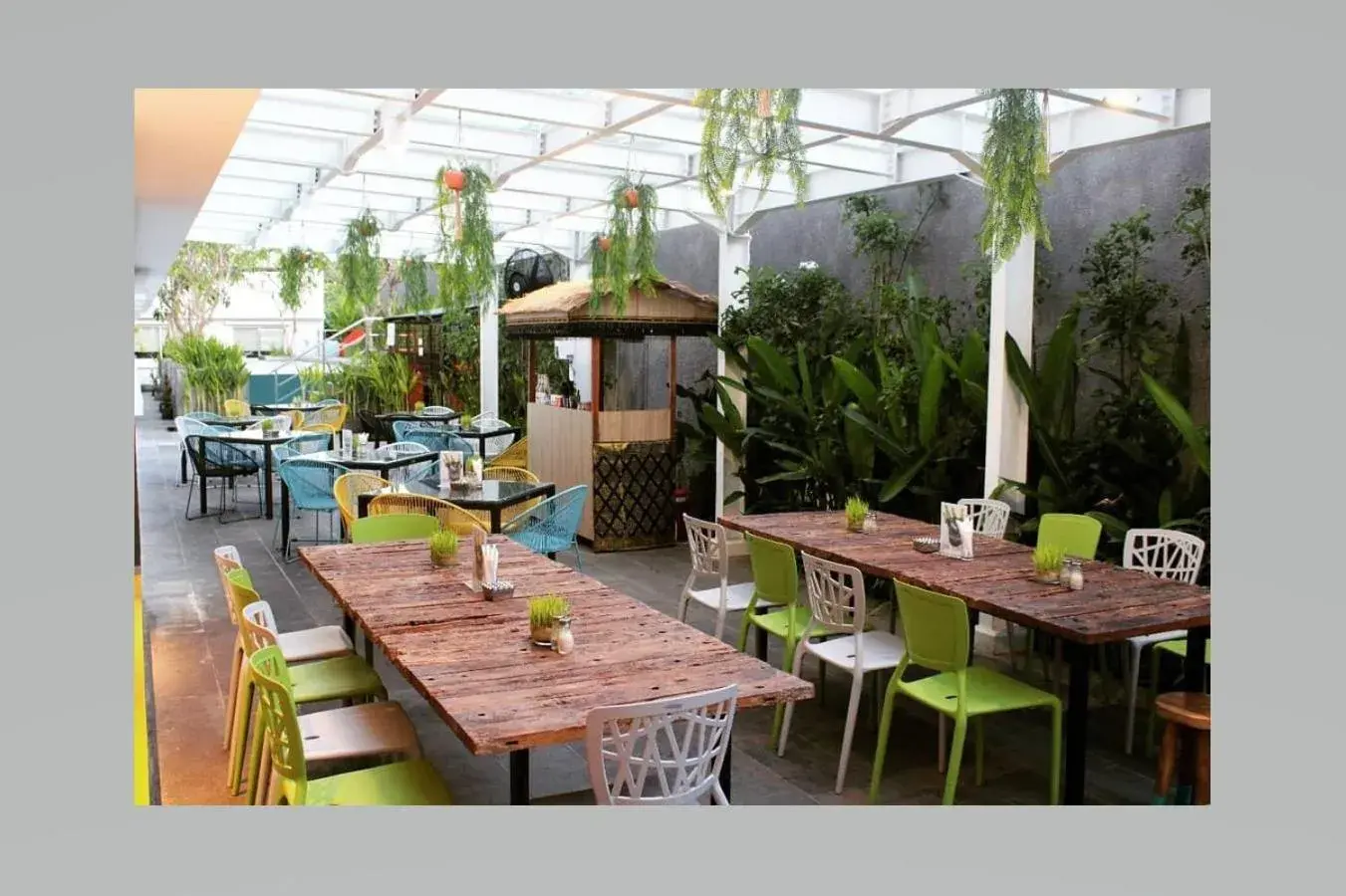 Lounge or bar, Restaurant/Places to Eat in Zuri Express Jimbaran