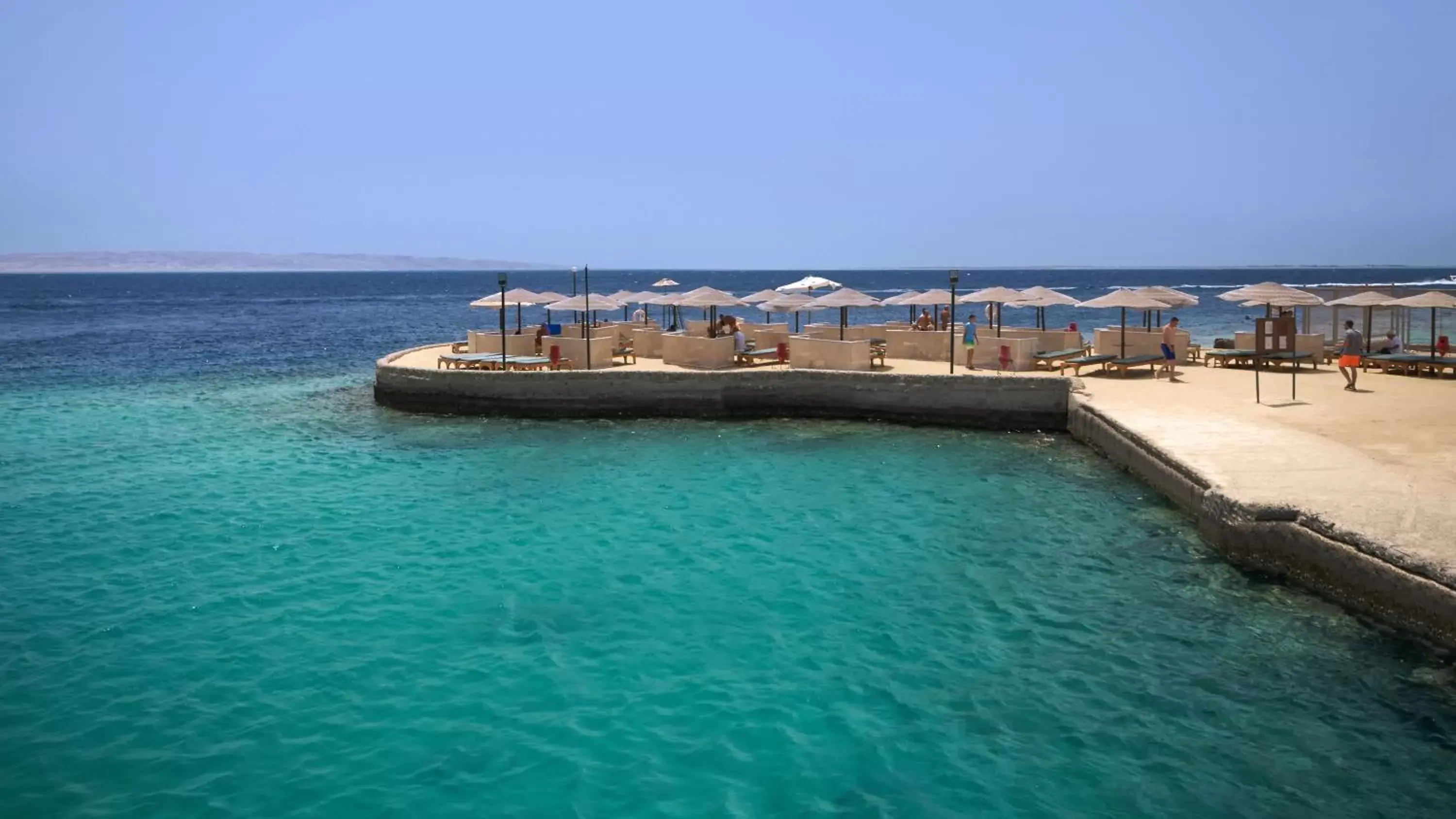 Beach, Swimming Pool in Arabella Azur Resort