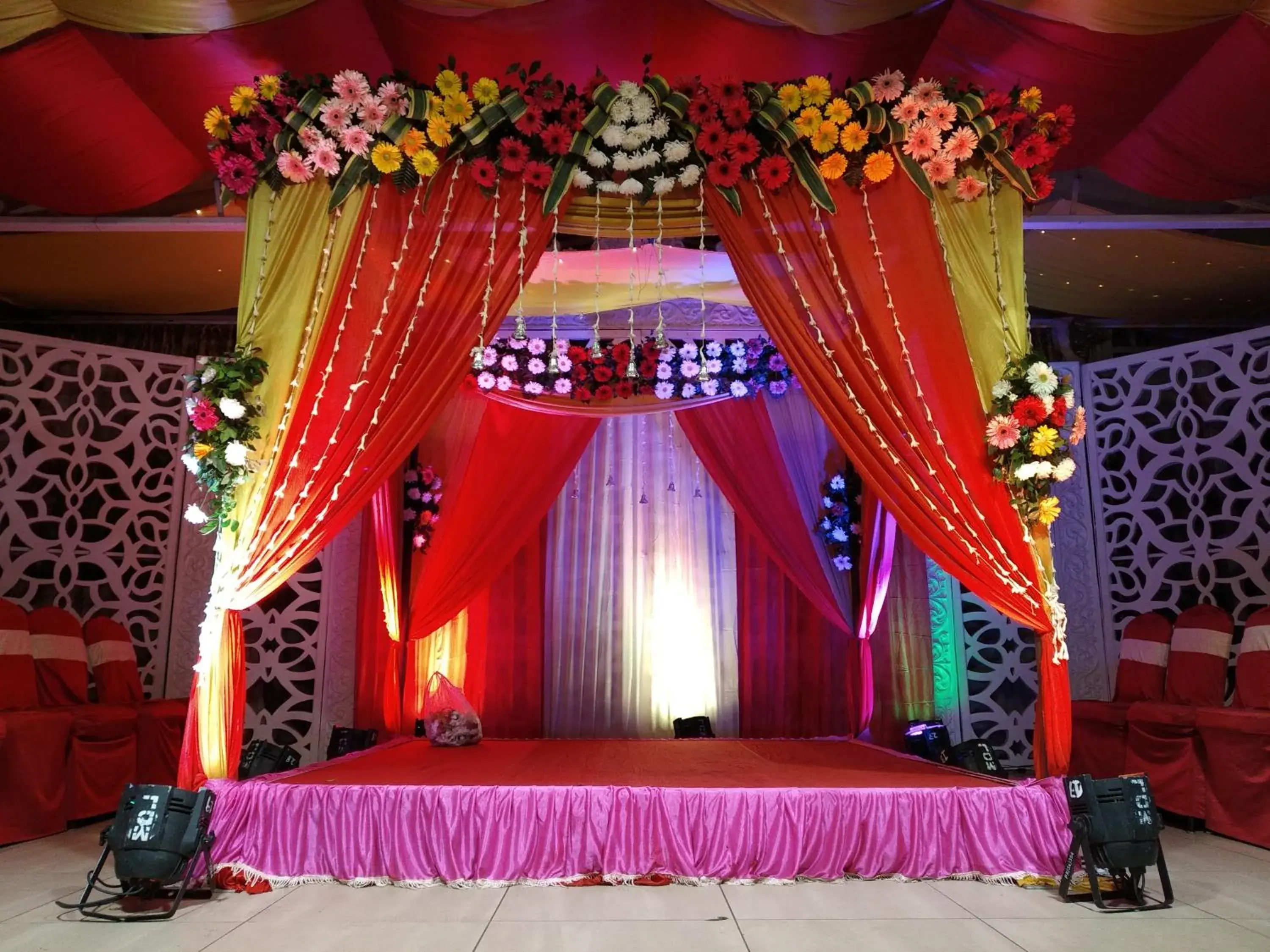 Banquet/Function facilities, Banquet Facilities in Hotel Pushpak