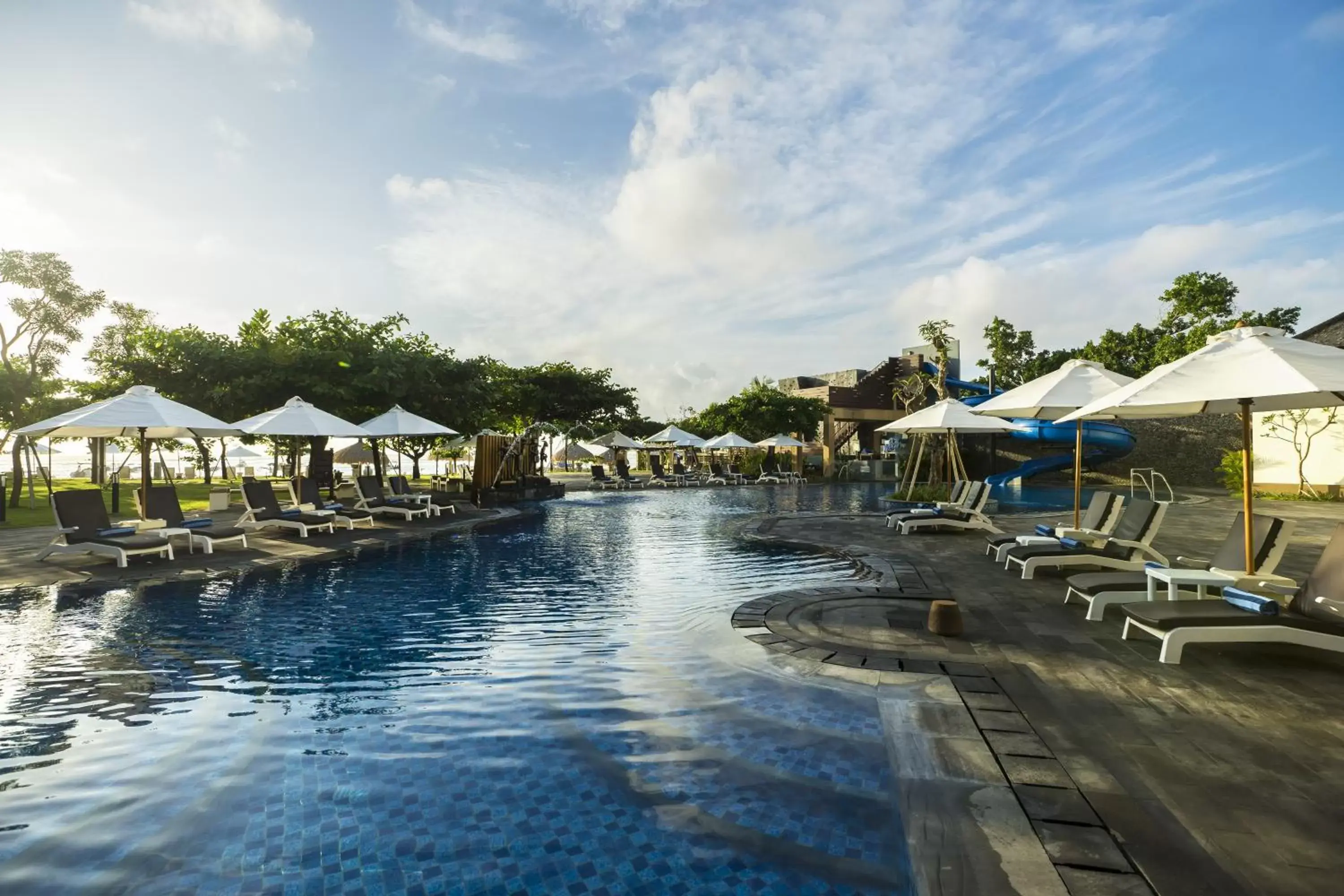 Swimming pool in Grand Mirage Resort & Thalasso Bali