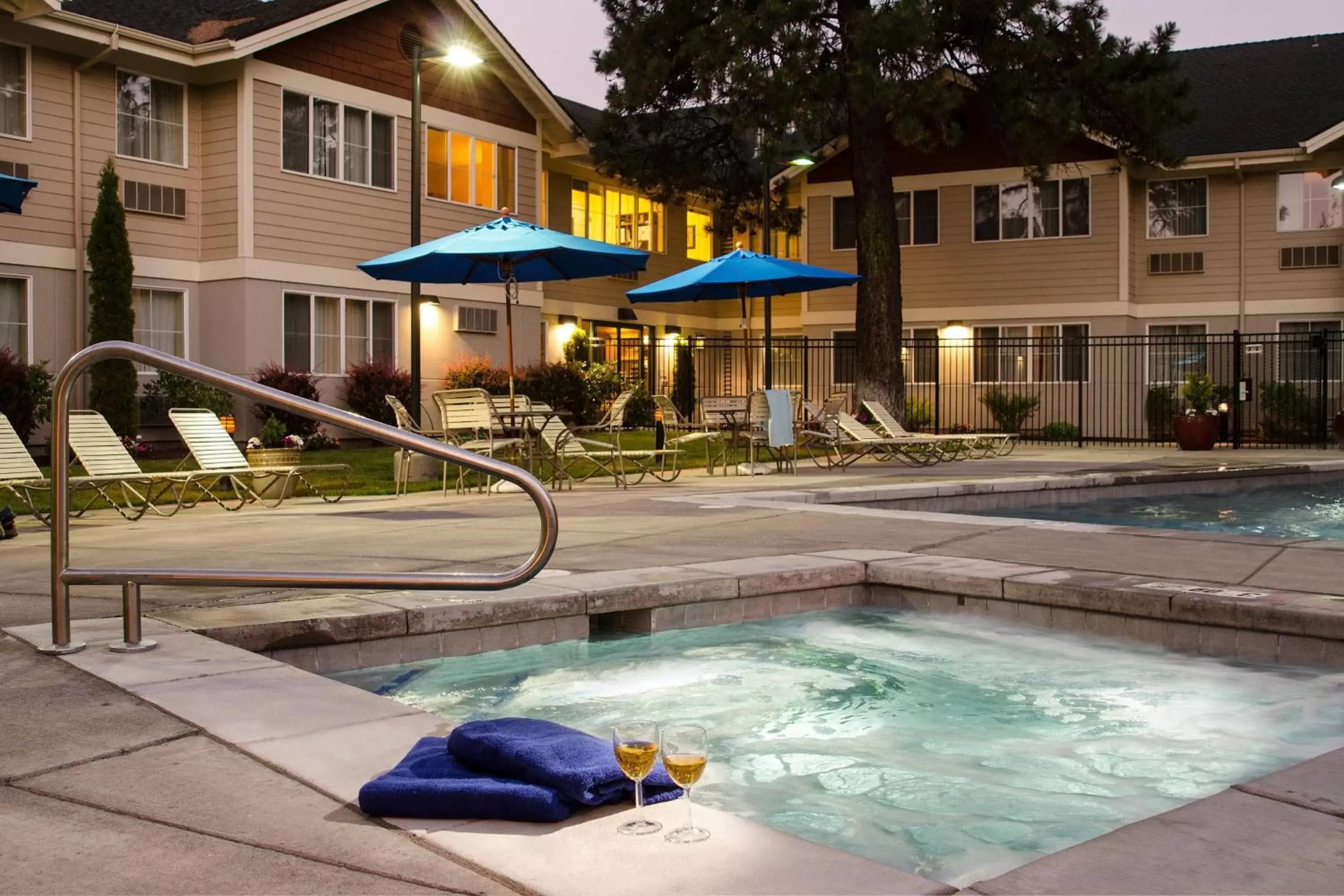 Swimming Pool in TownePlace Suites Old Mill District, Bend Near Mt Bachelor