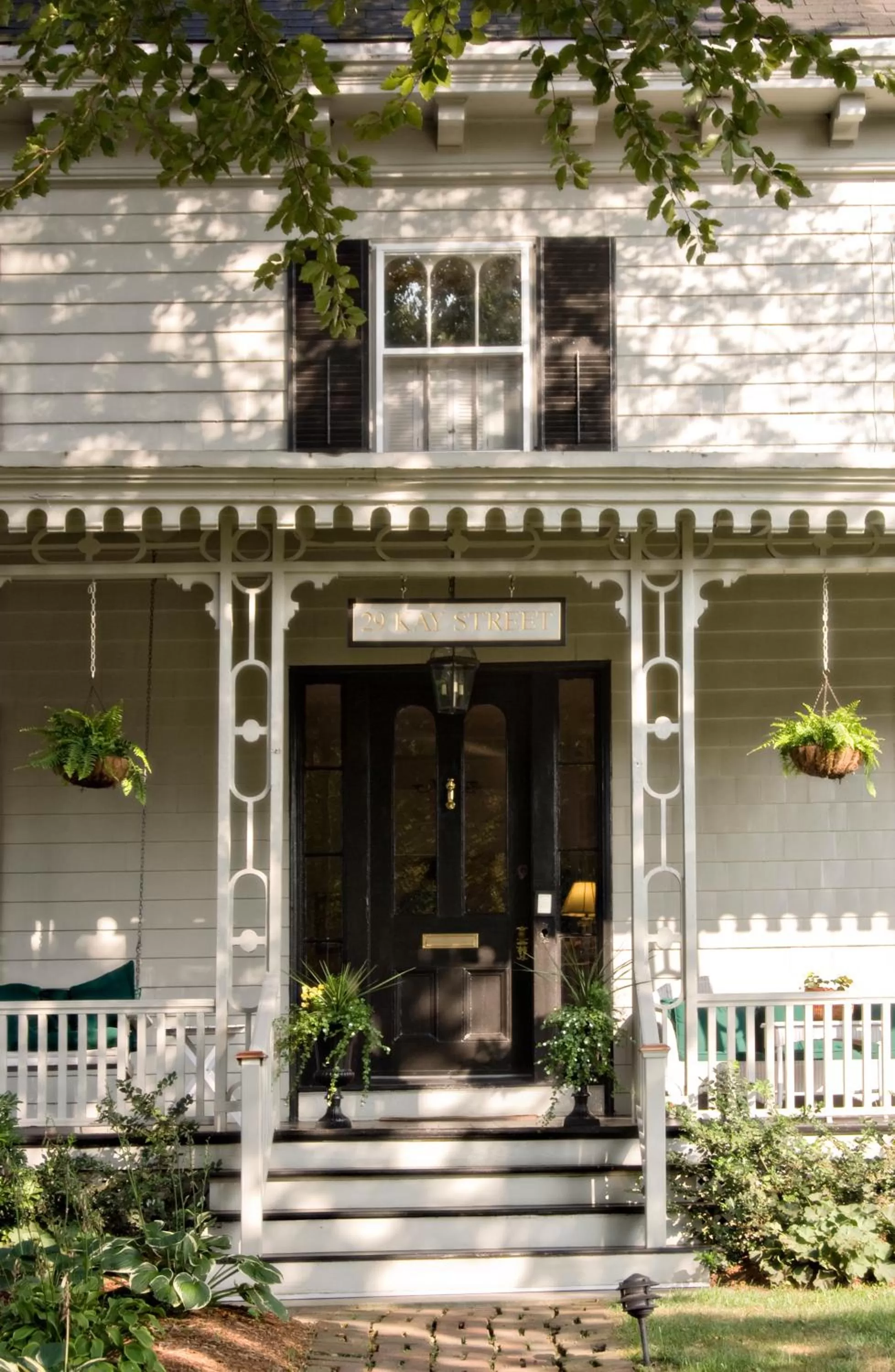 Facade/entrance in Marshall Slocum Inn