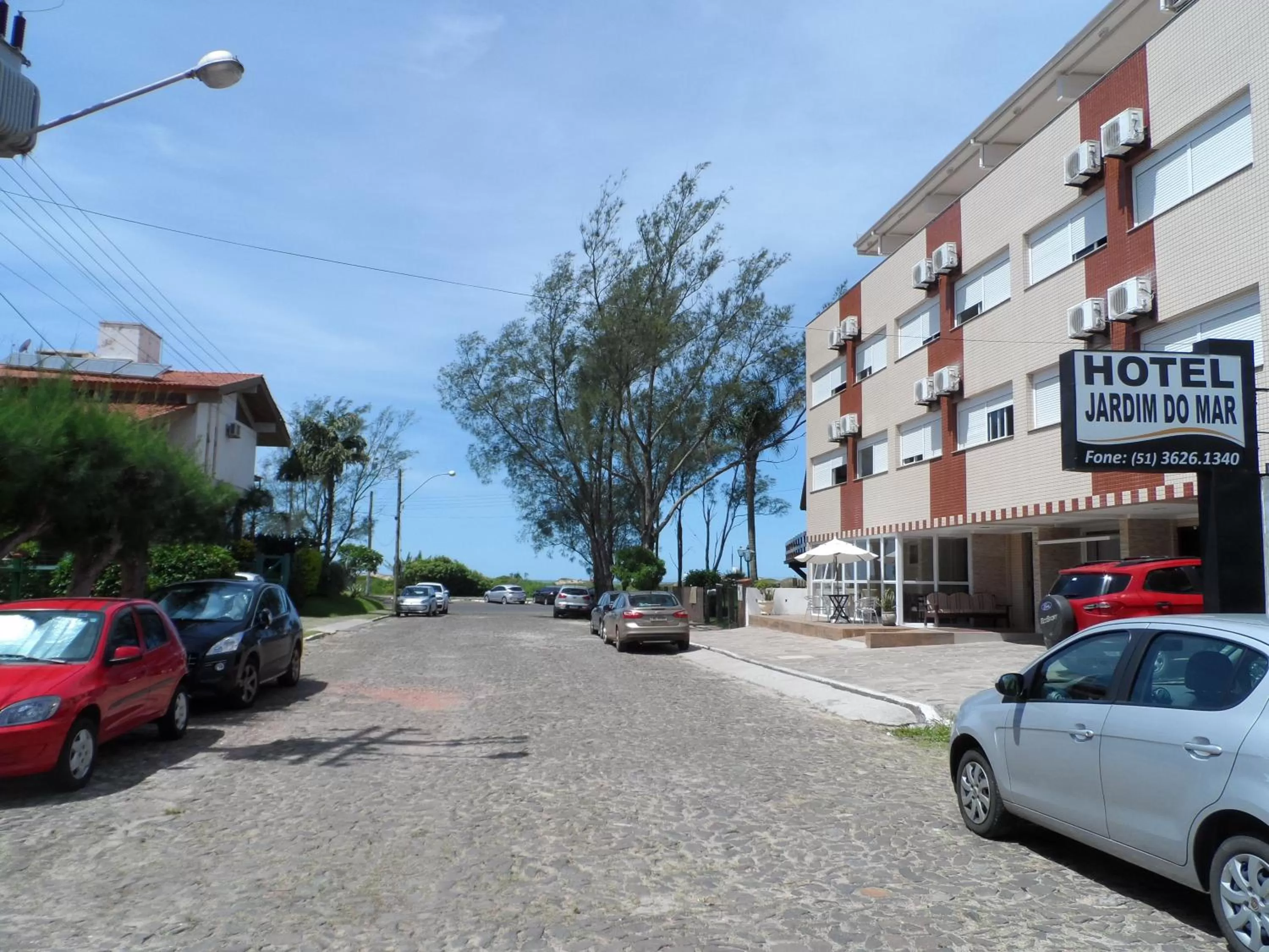 Property building in Hotel Jardim do Mar