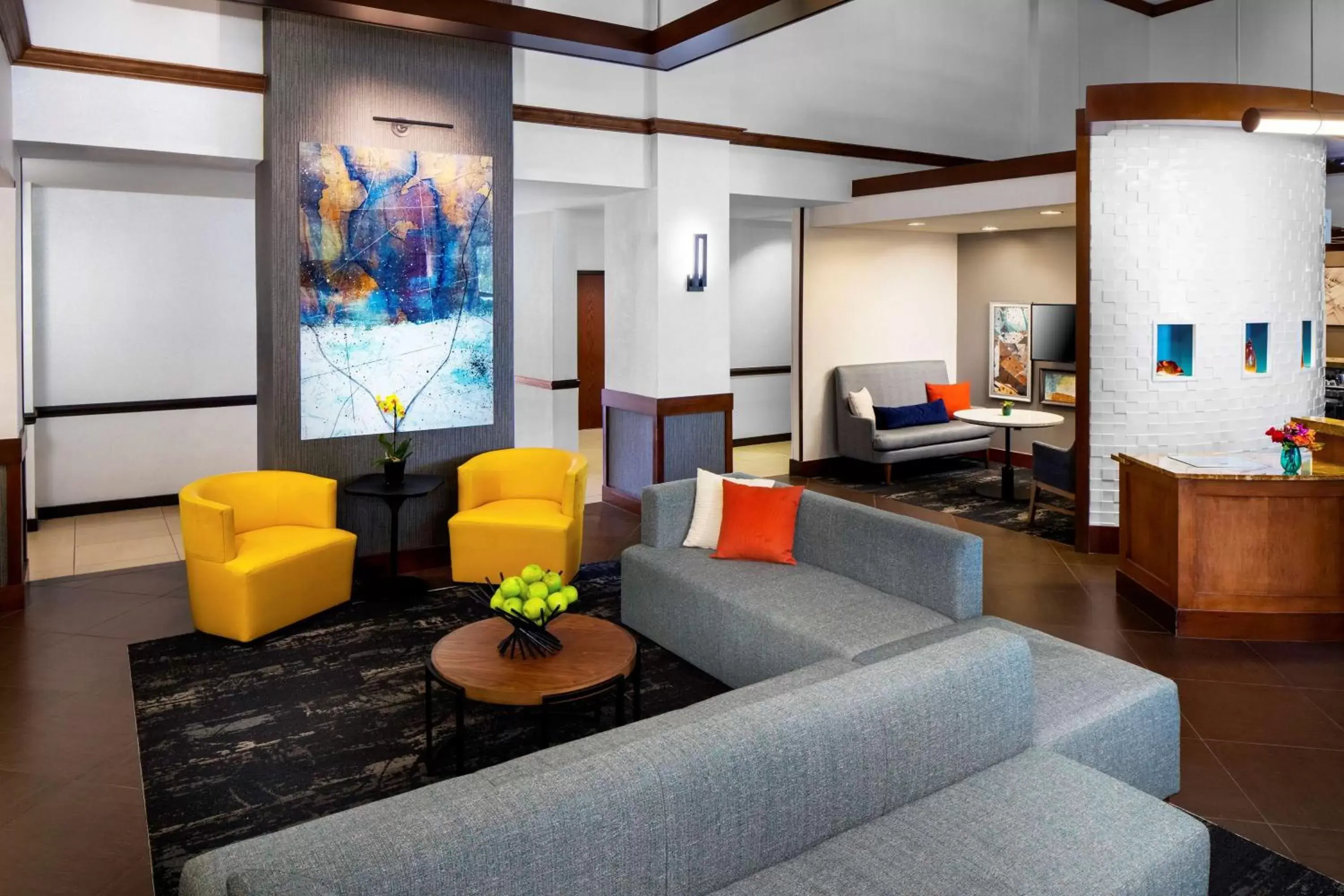 Lobby or reception, Seating Area in Hyatt Place Roanoke Airport / Valley View Mall