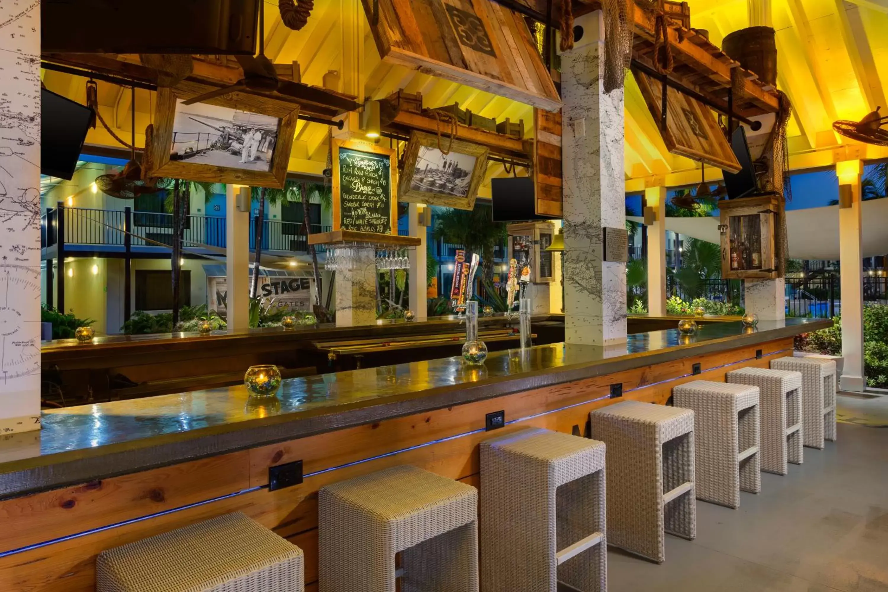 Lounge or bar in The Gates Hotel Key West Lounge or bar in The Gates Hotel Key West