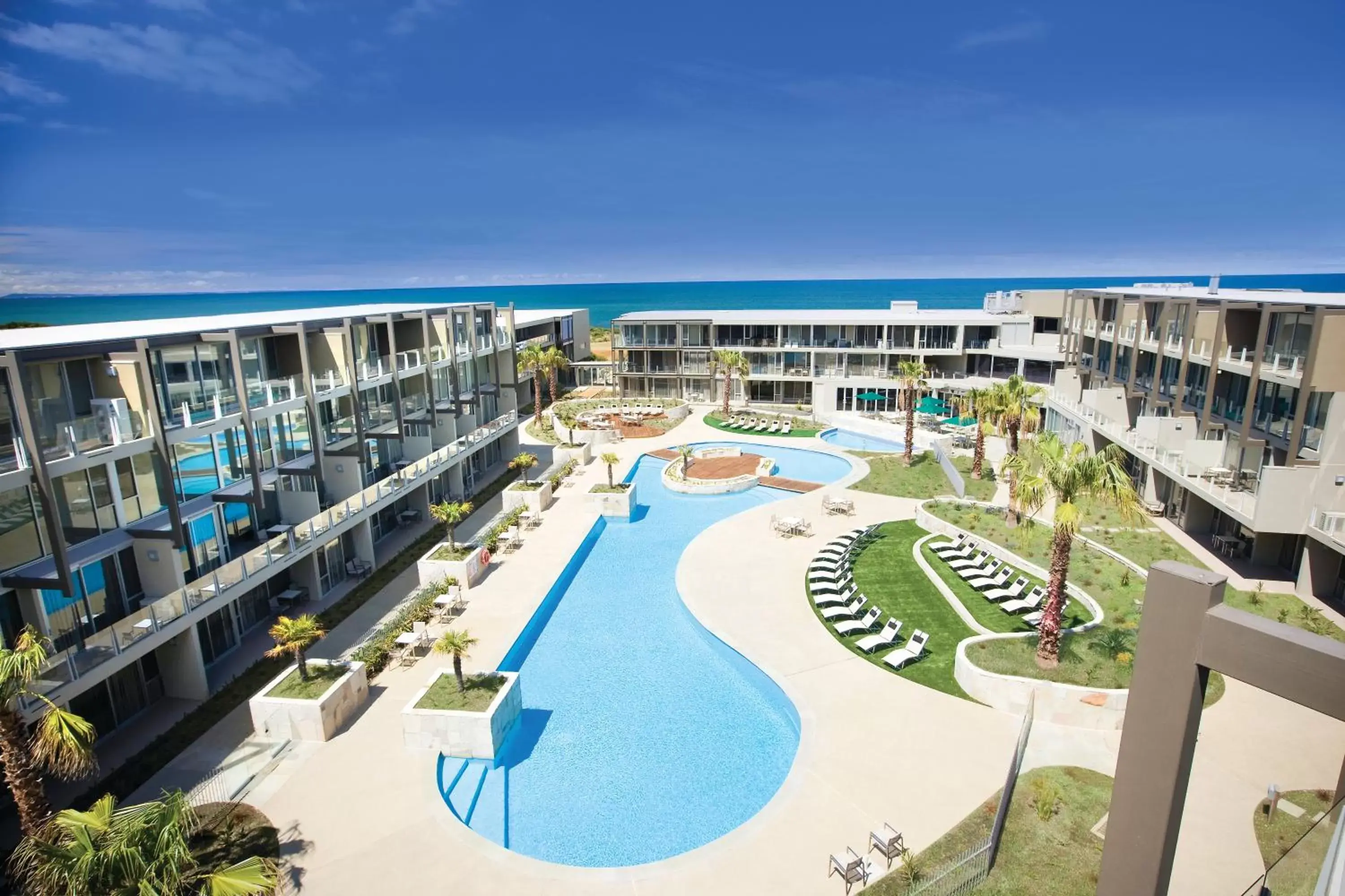 Swimming pool, Pool View in Wyndham Resort Torquay
