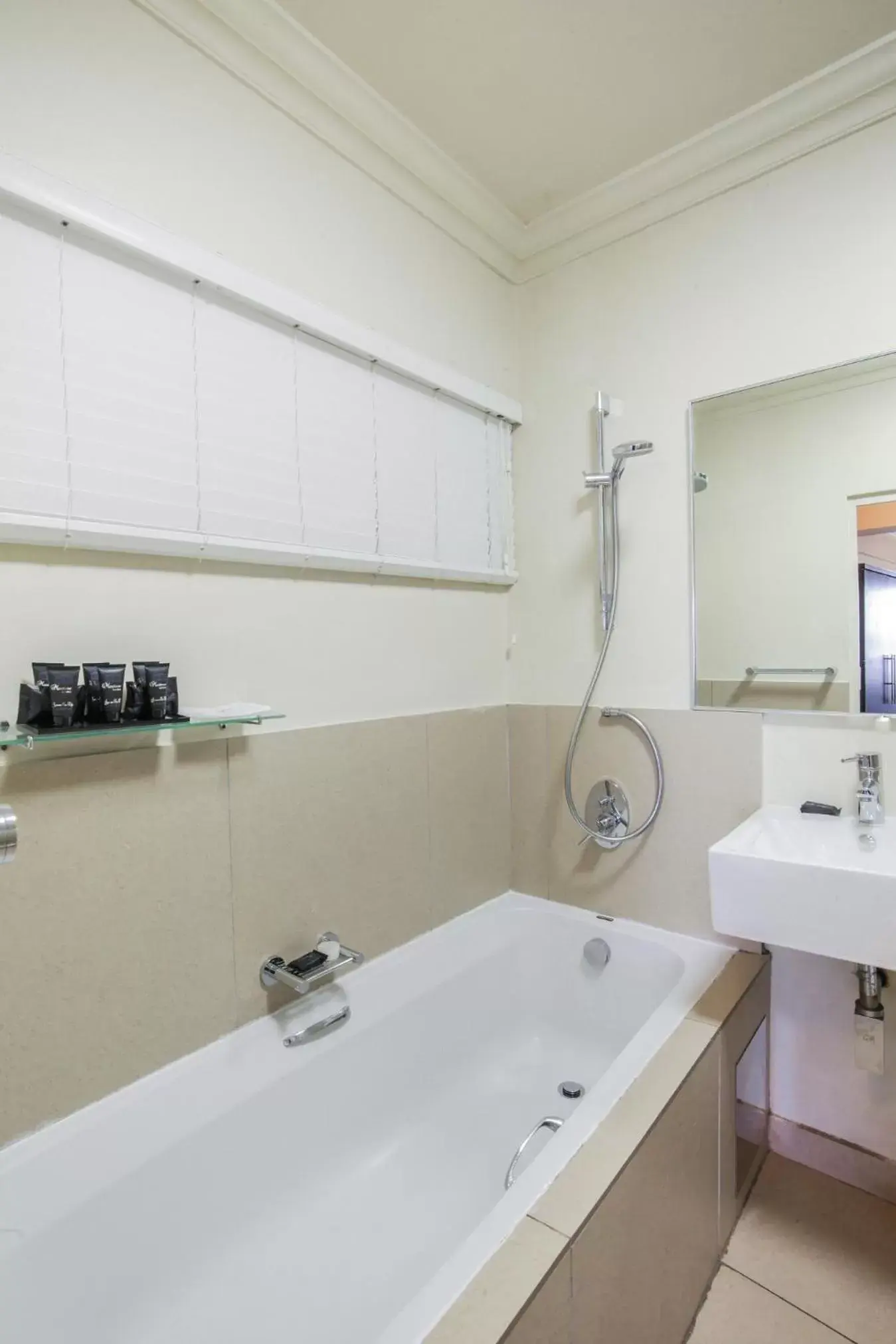 Bathroom in Blue Waters Hotel