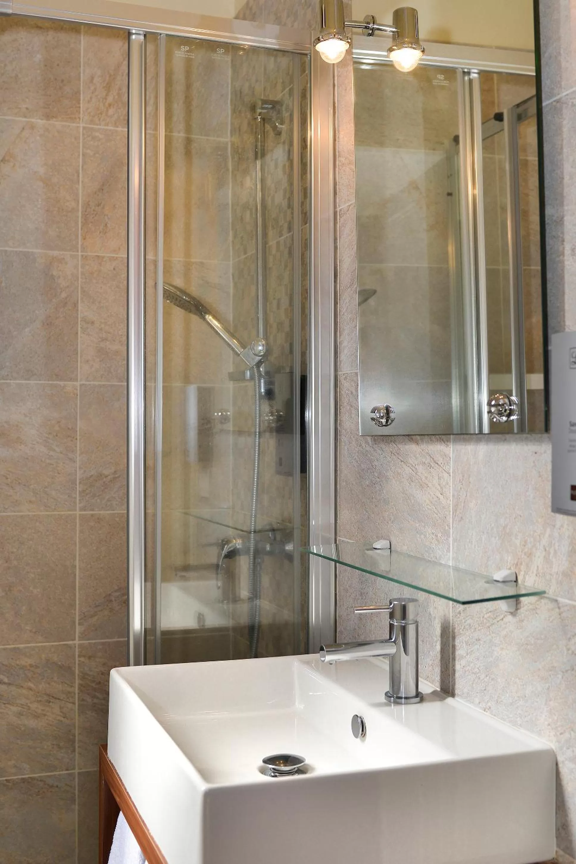 Bathroom in Logis Hôtel Le Saint Florent