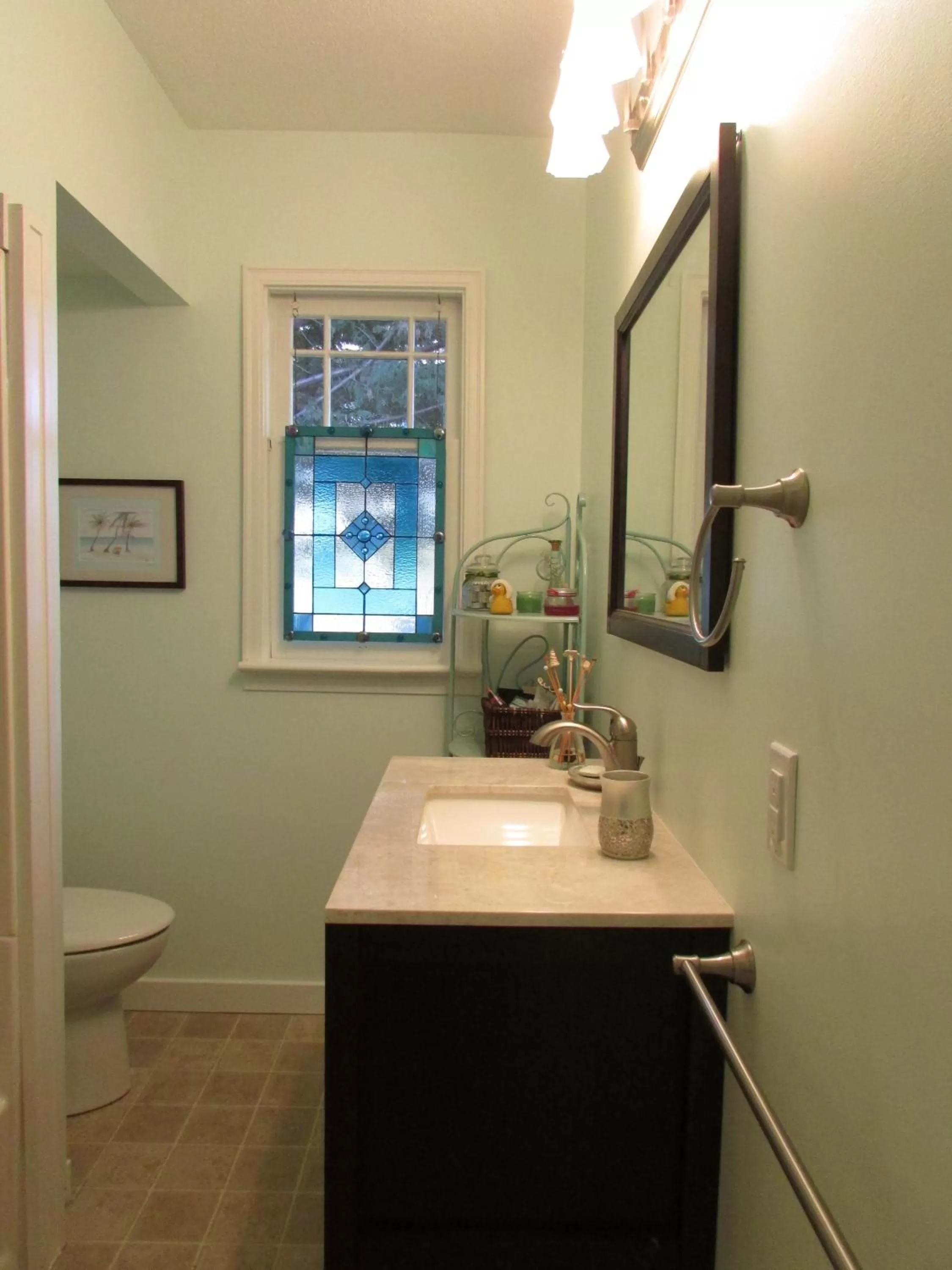 Bathroom in Campbell Cottage B&B