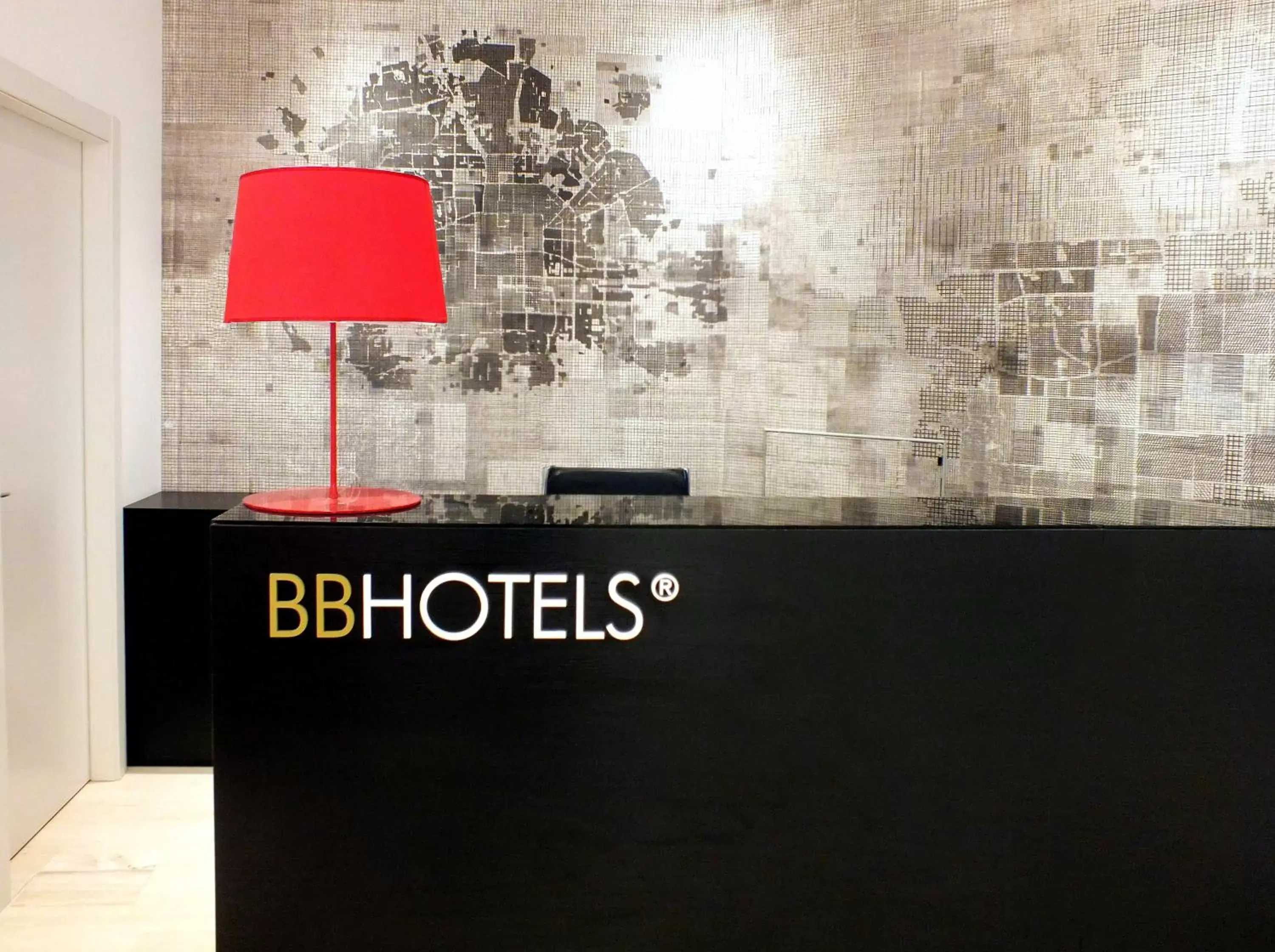 Property logo or sign in BB Hotels Smarthotel Derose