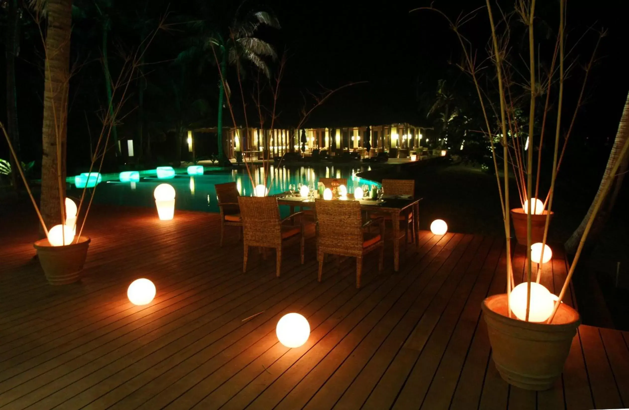 Restaurant/places to eat in Cauayan Island Resort and Spa Restaurant/places to eat in Cauayan Island Resort and Spa