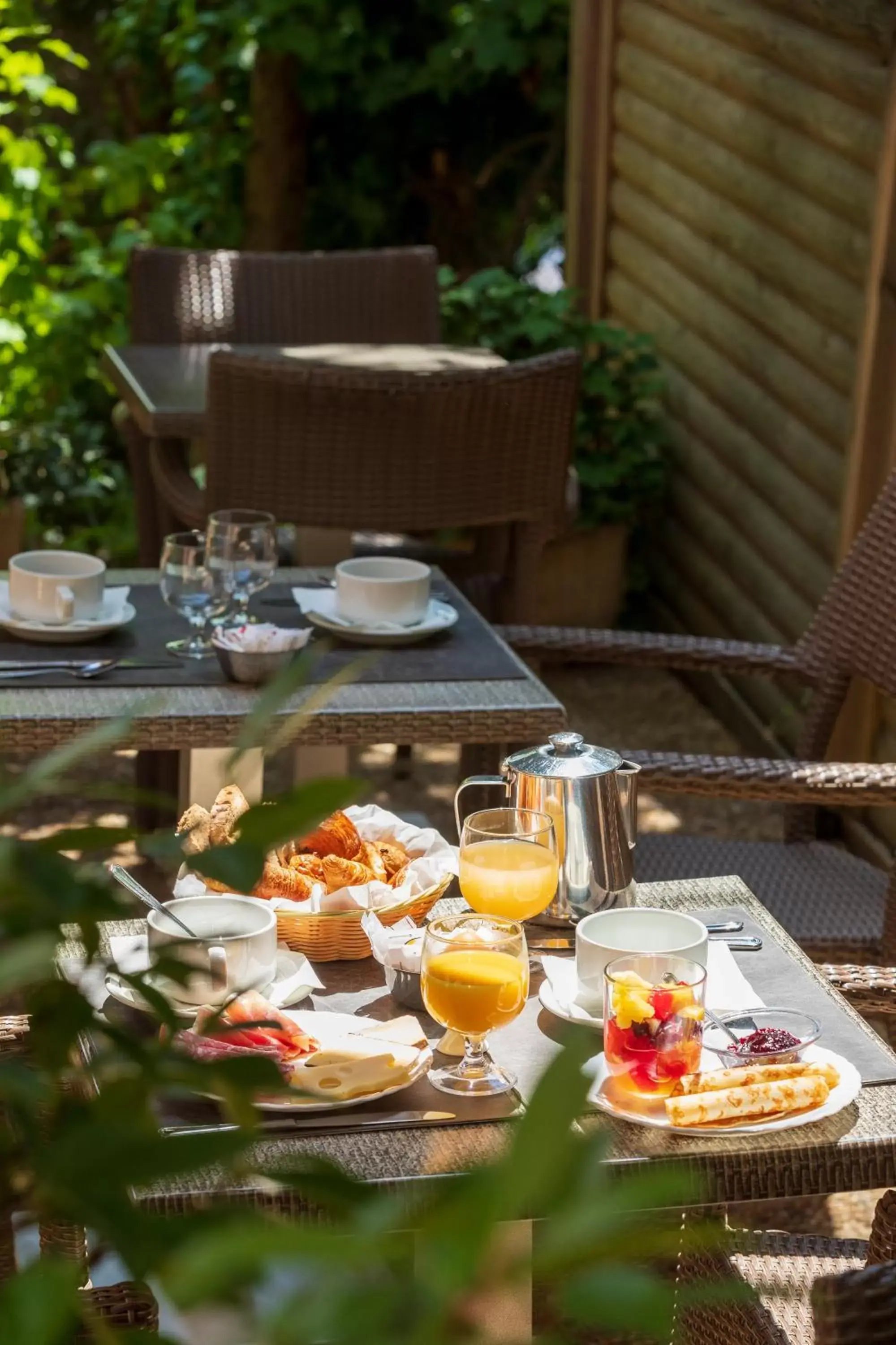 Breakfast in Hôtel Le Mozart