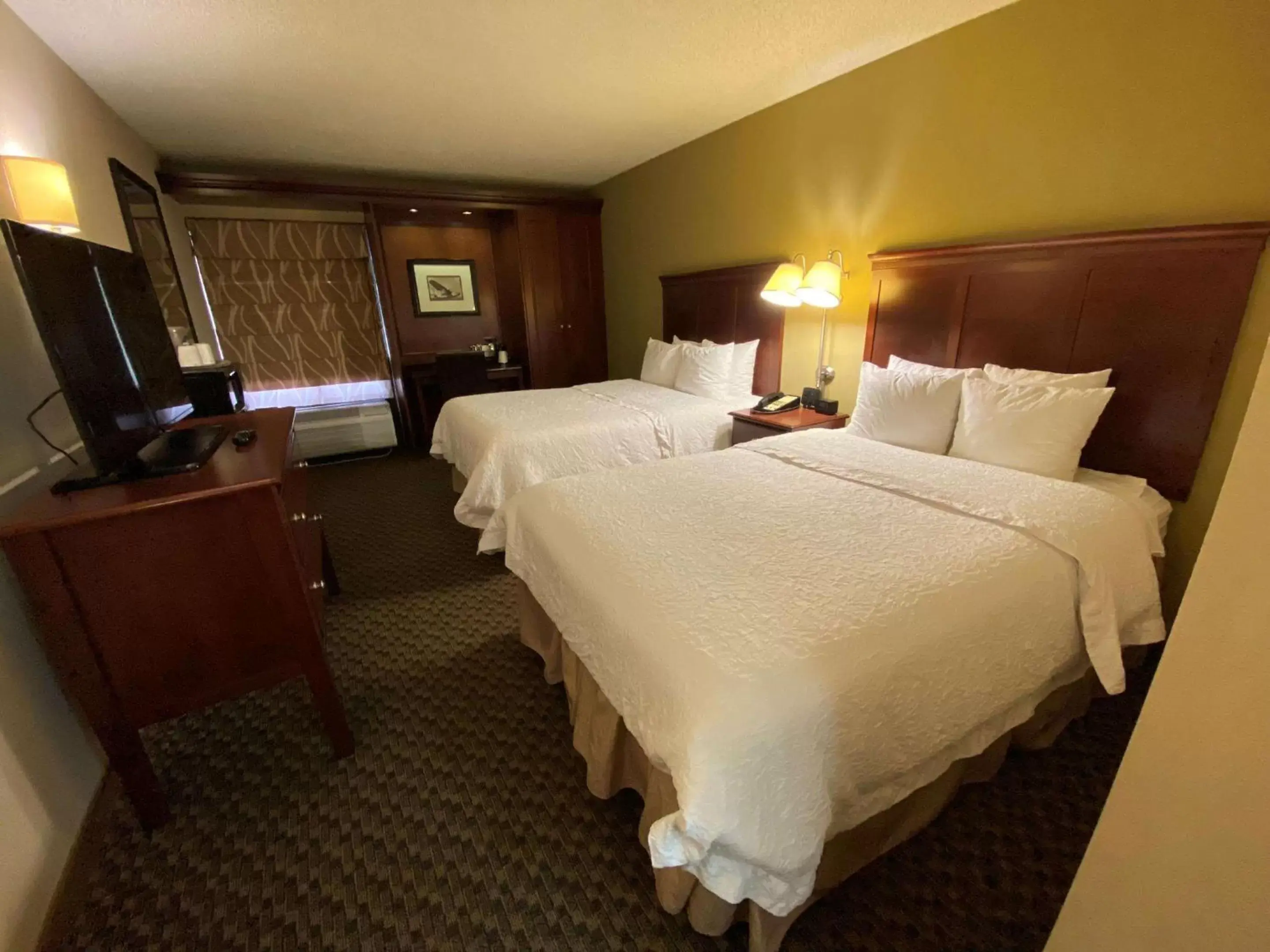 Bedroom, Bed in The Addison Hotel SureStay Collection by Best Western