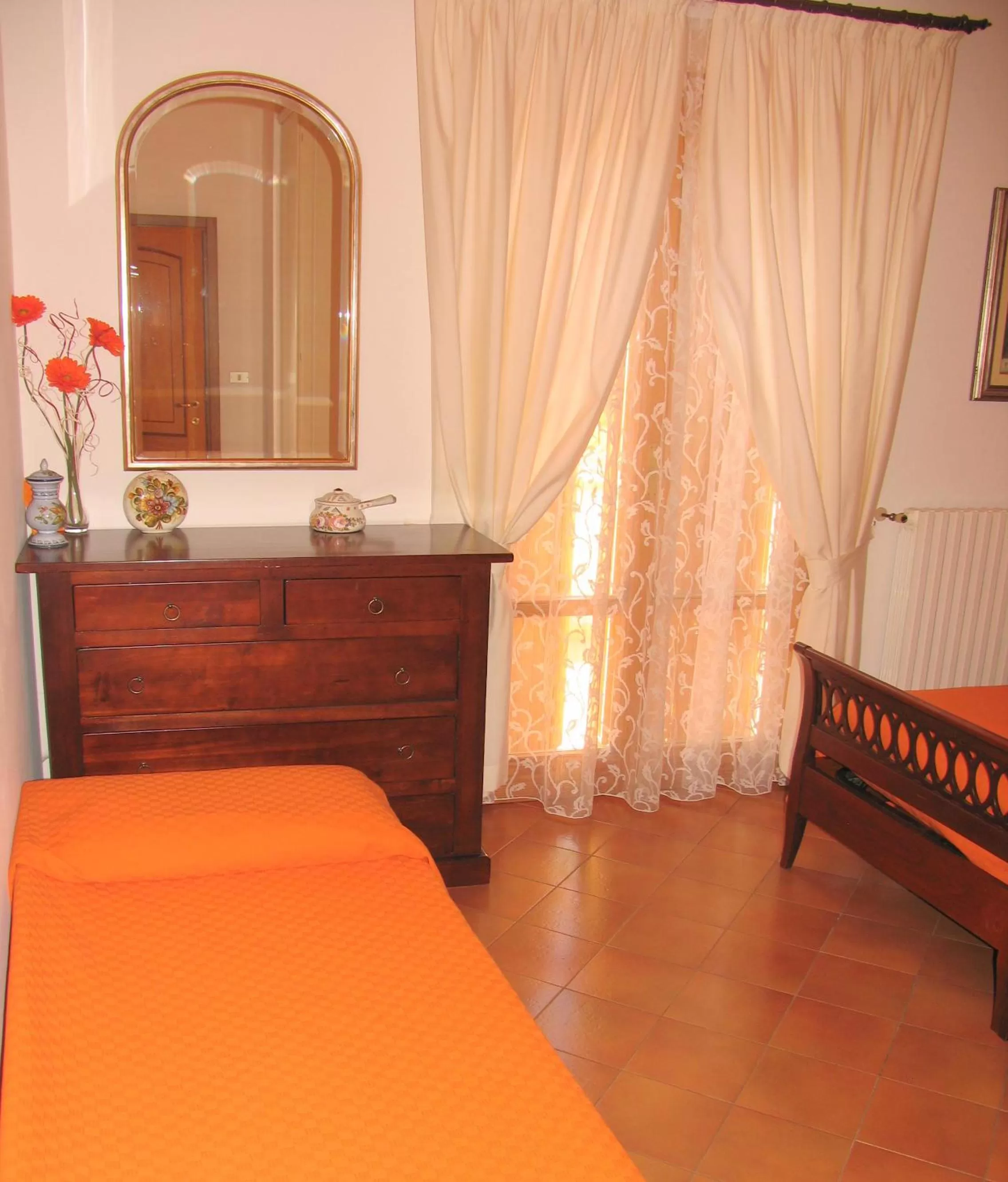 Photo of the whole room, Bed in La Casa Dei Boschi
