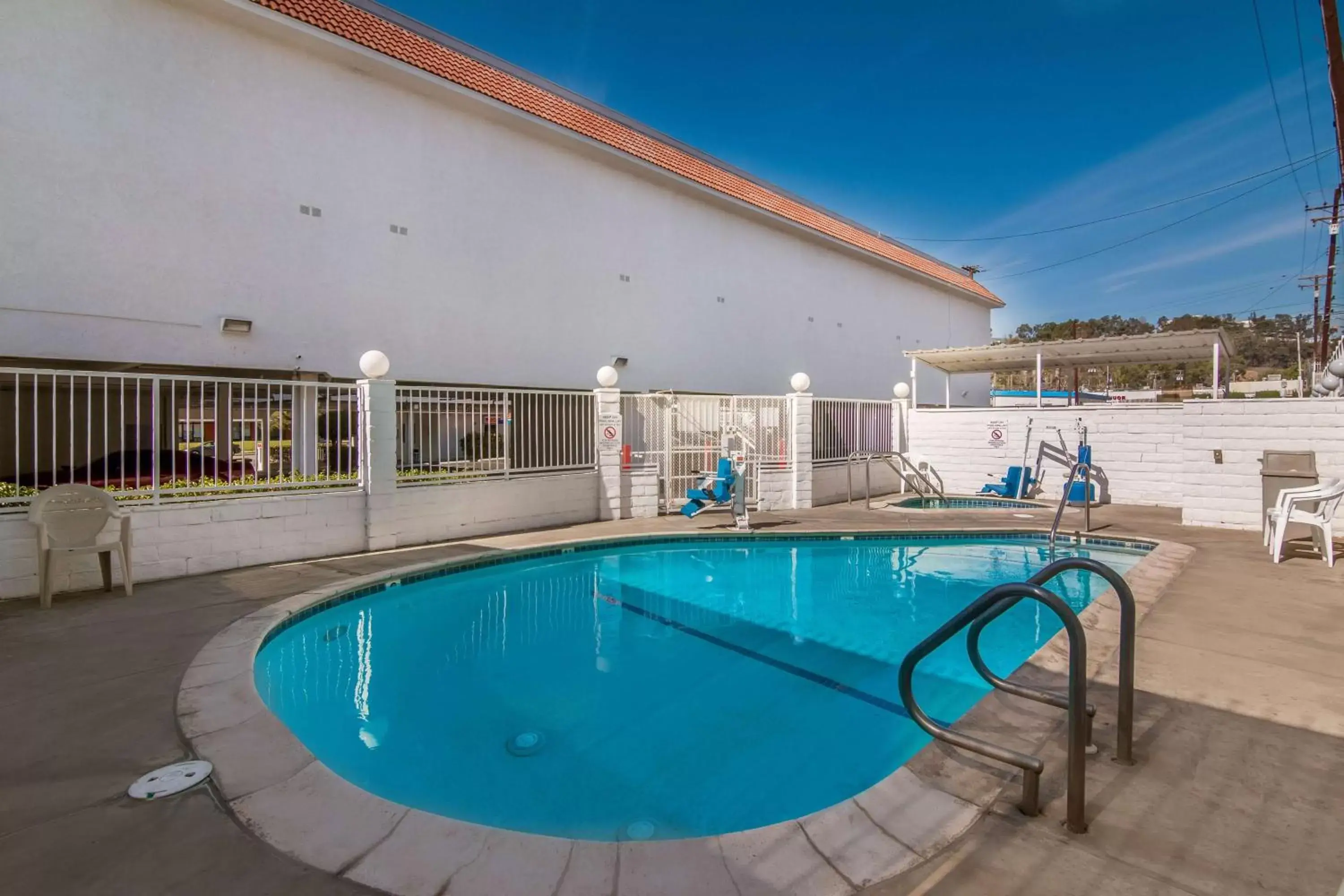 Day, Swimming Pool in Motel 6 Monterey Park