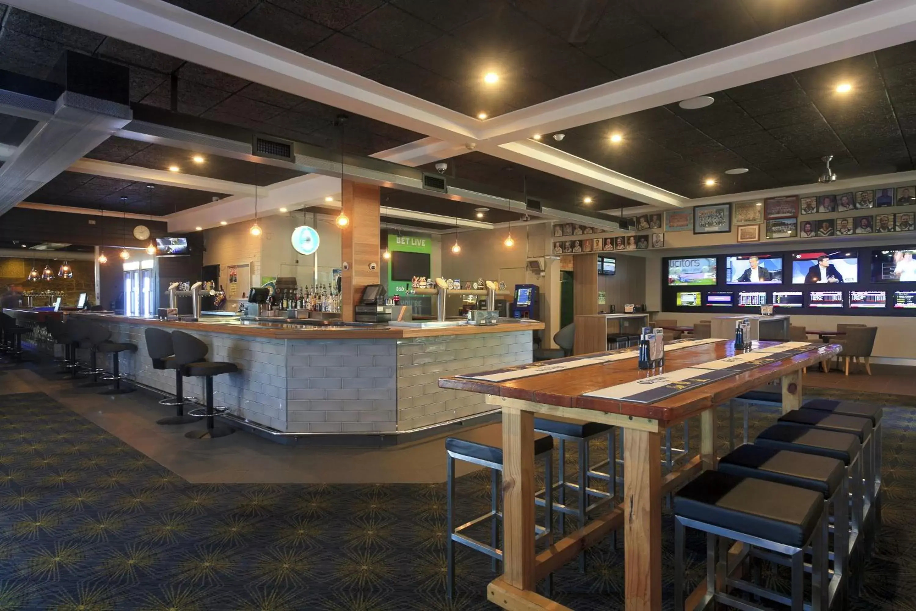 Lounge or bar, Lounge/Bar in Shortland Budget Accommodation